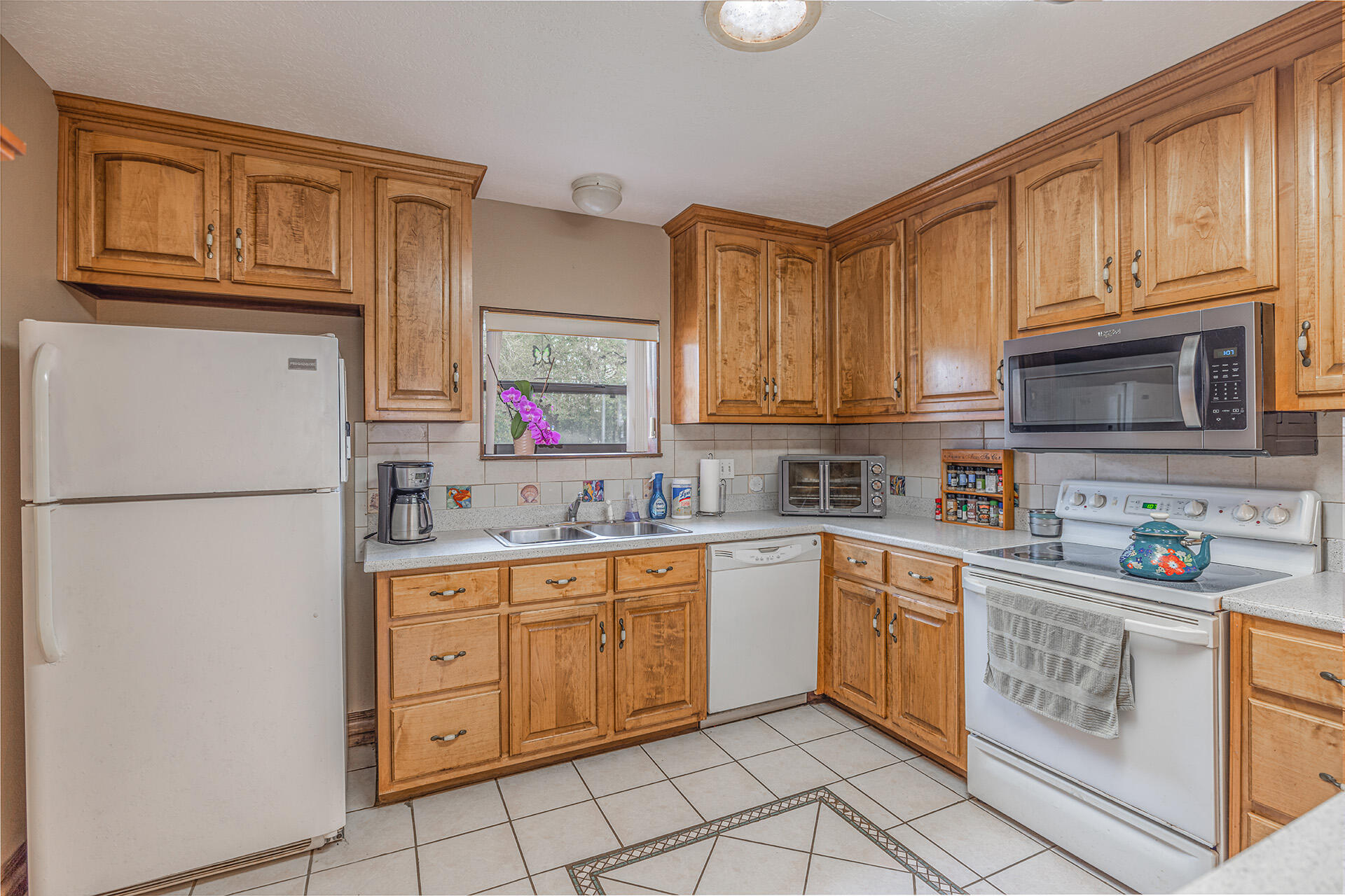 INWOOD ESTATES - Residential