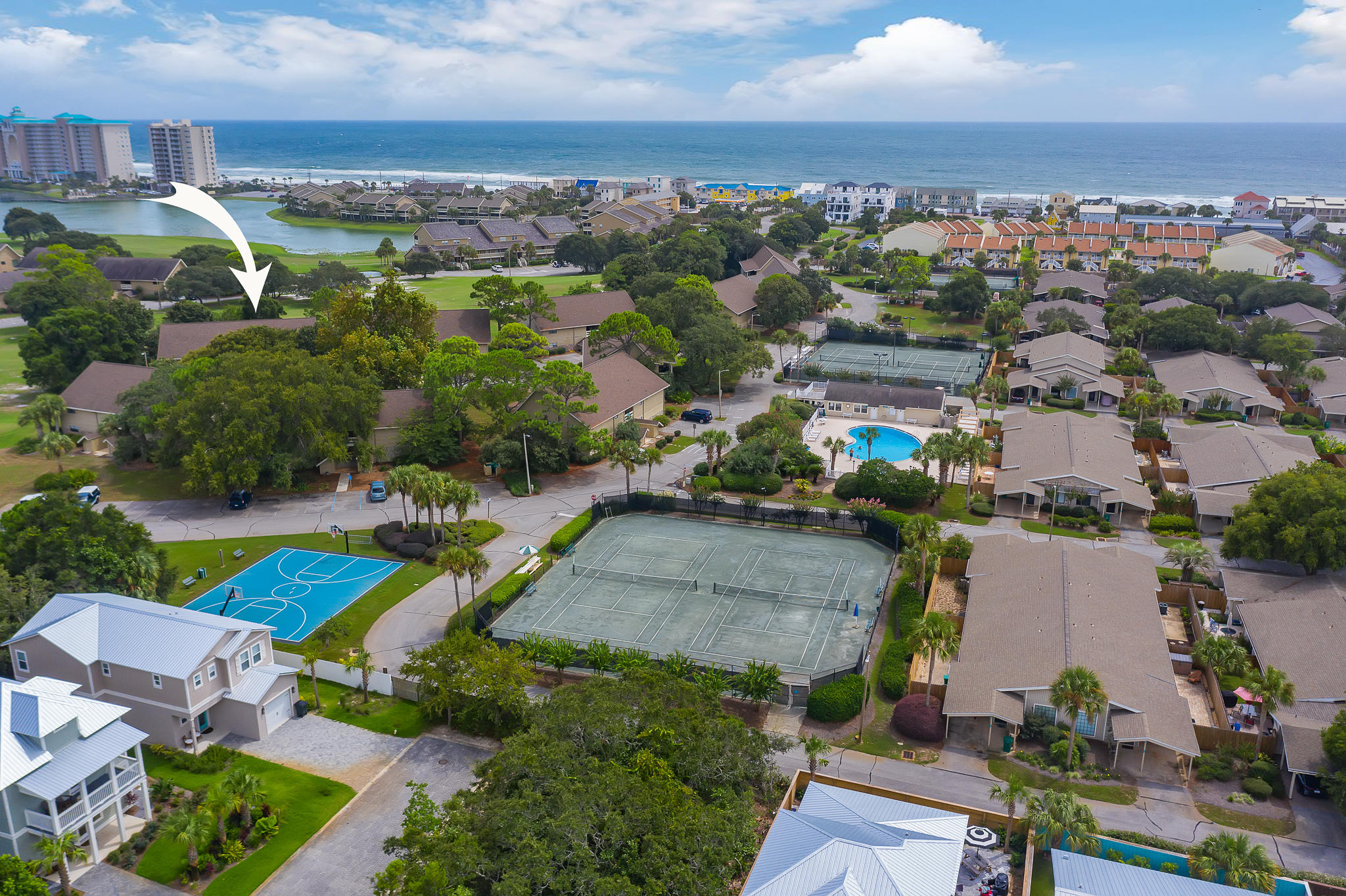 SEASCAPE CONDO GARDEN VILLA - Residential