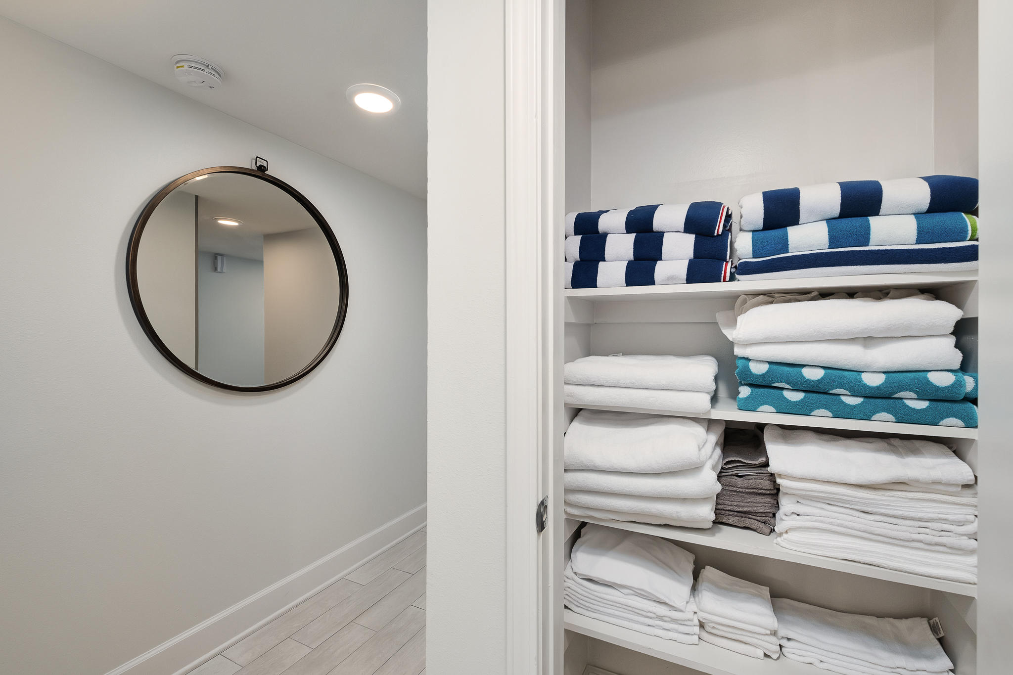 SEASCAPE CONDO GARDEN VILLA - Residential