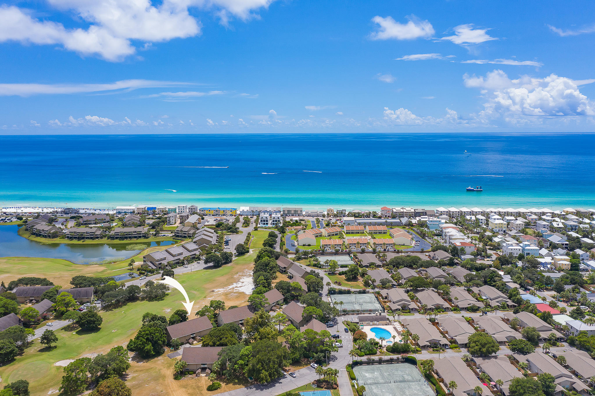 SEASCAPE CONDO GARDEN VILLA - Residential