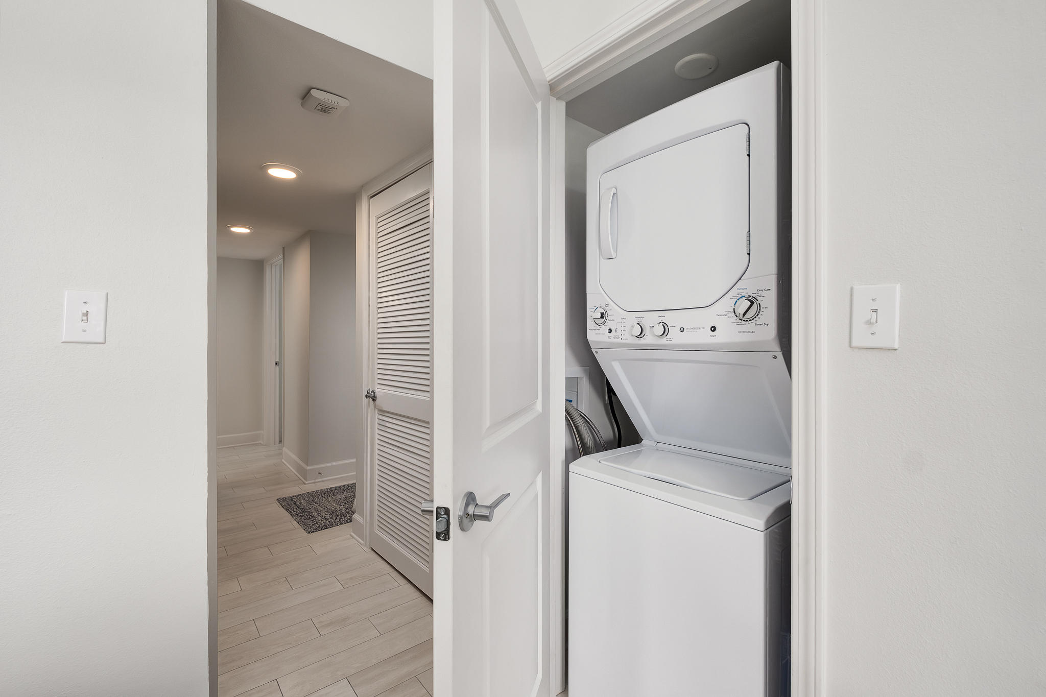 SEASCAPE CONDO GARDEN VILLA - Residential