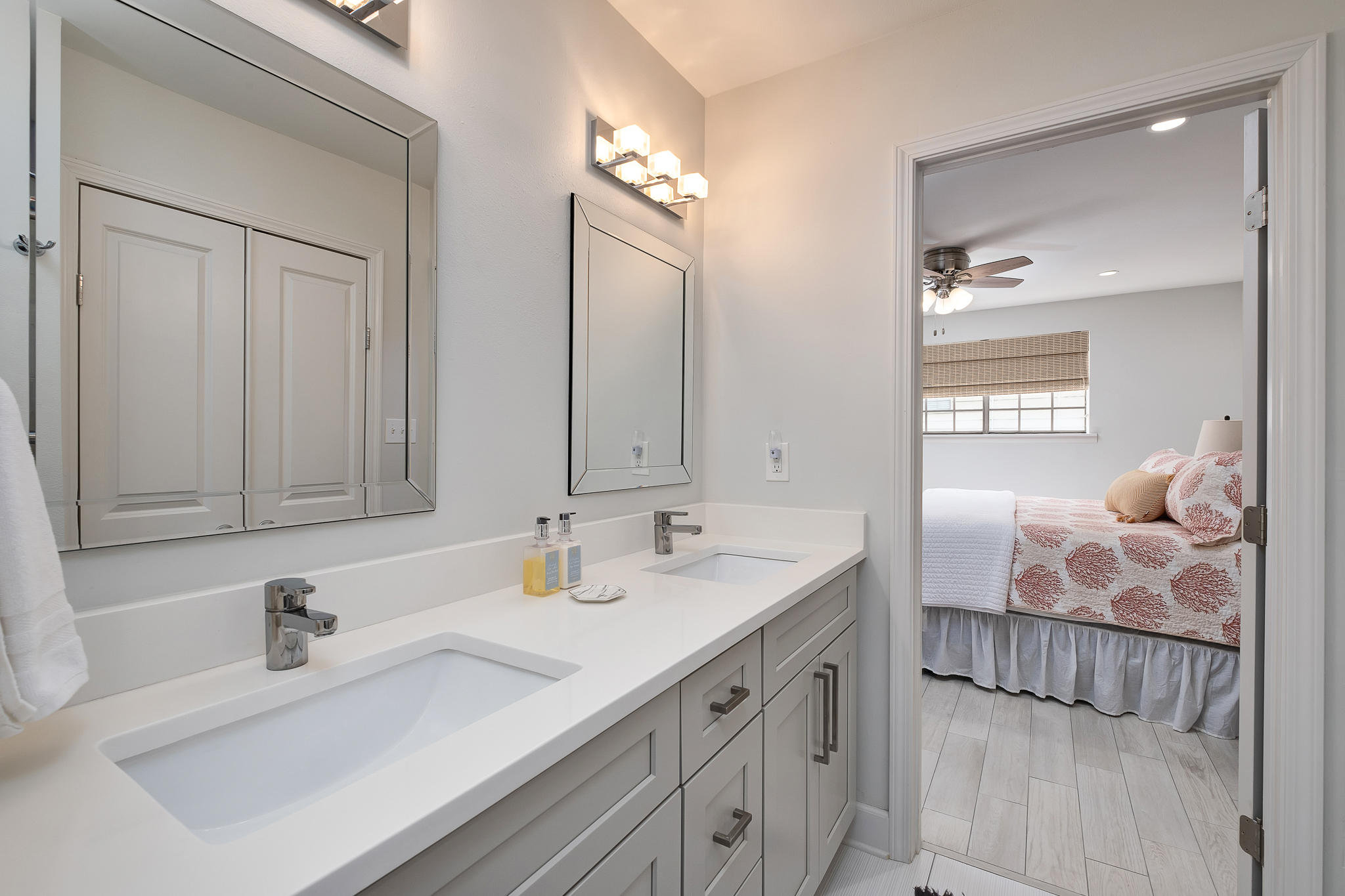 SEASCAPE CONDO GARDEN VILLA - Residential