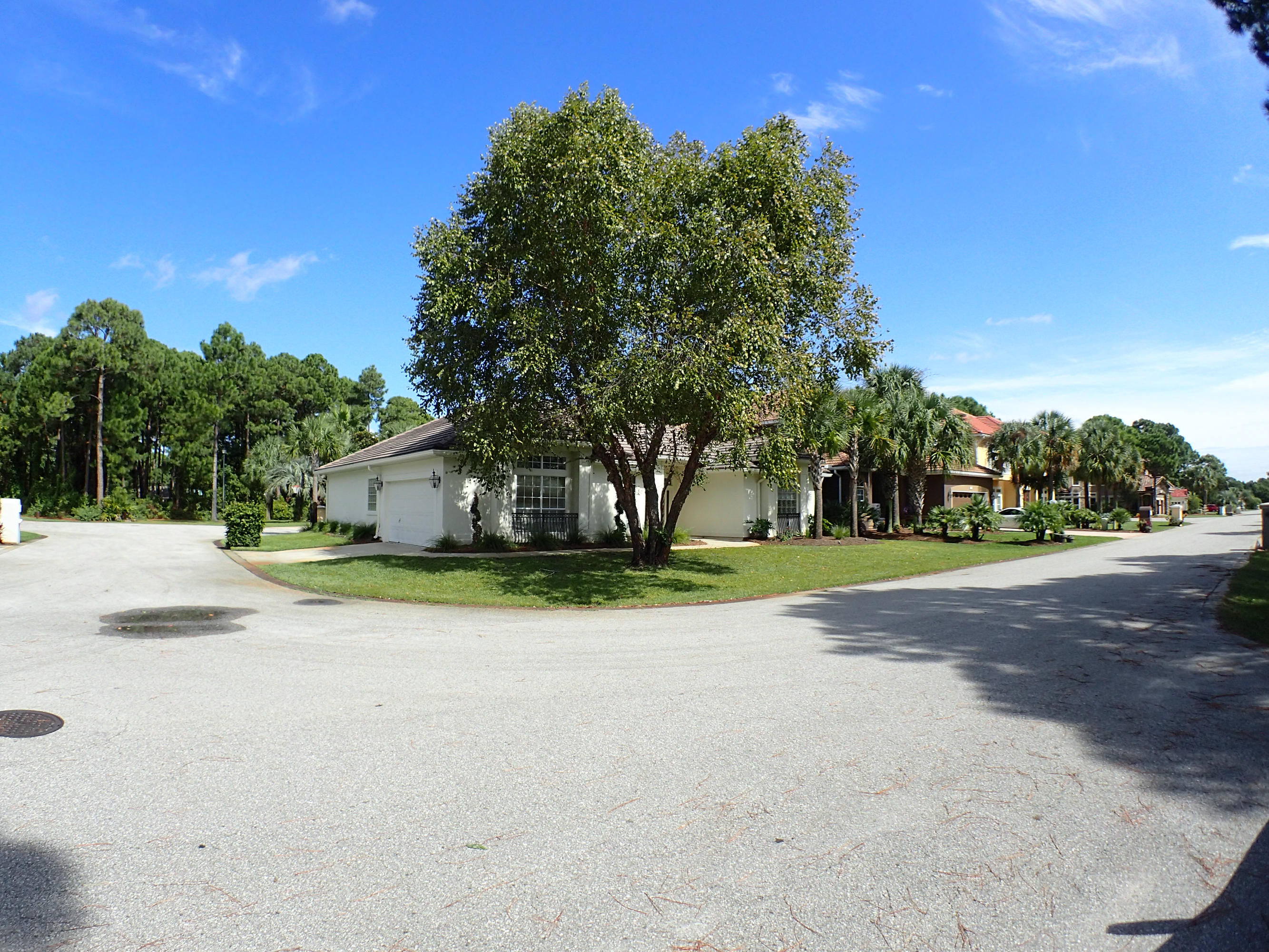 EMERALD BAY PH 1A - Residential