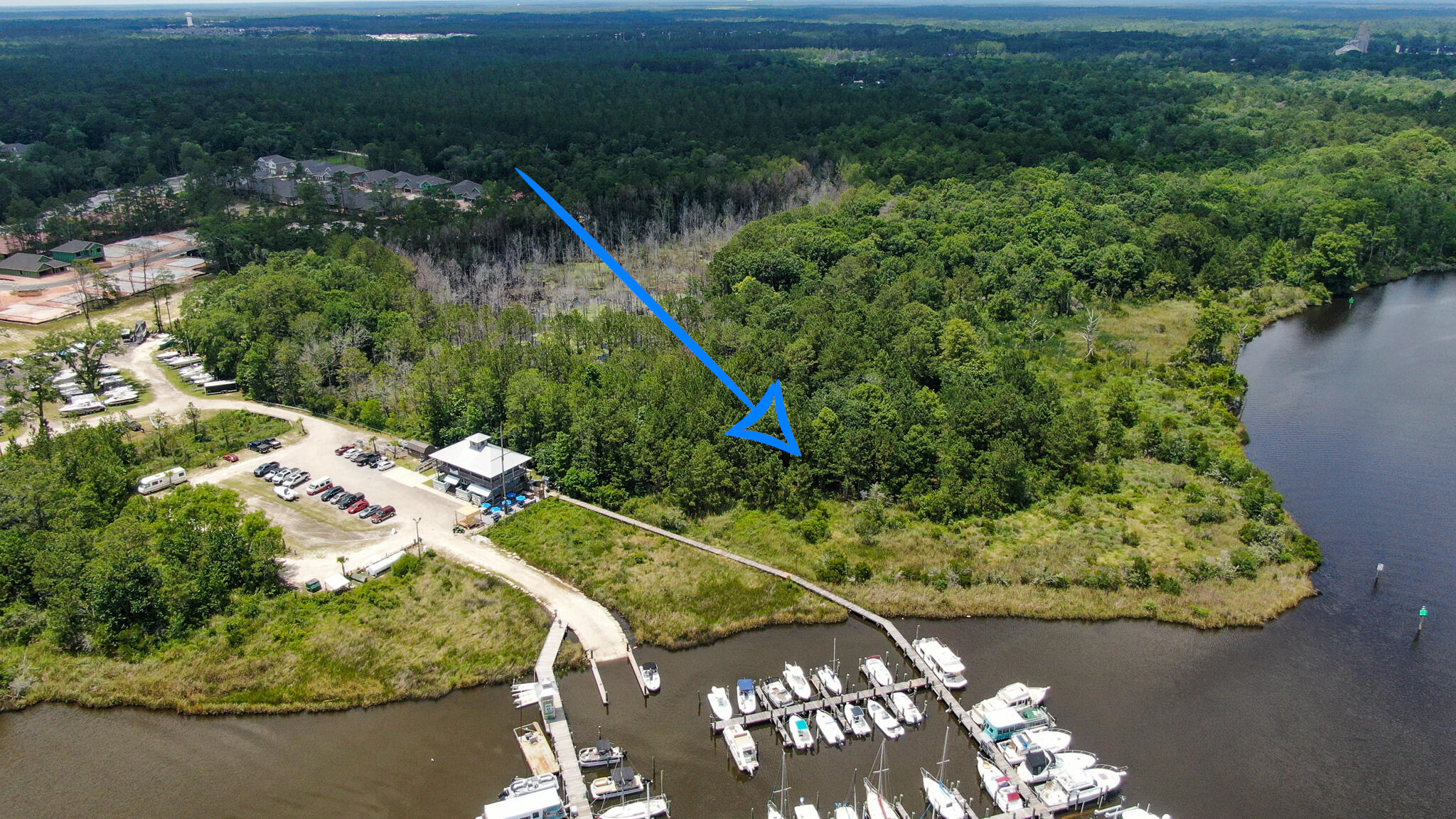 NO RECORDED SUBDIVISION - Land