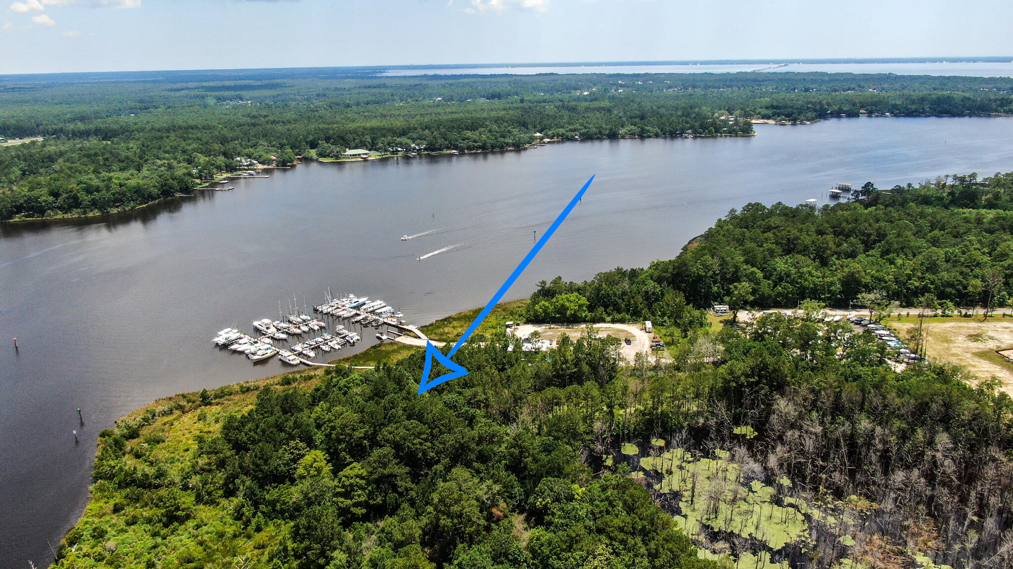 NO RECORDED SUBDIVISION - Land