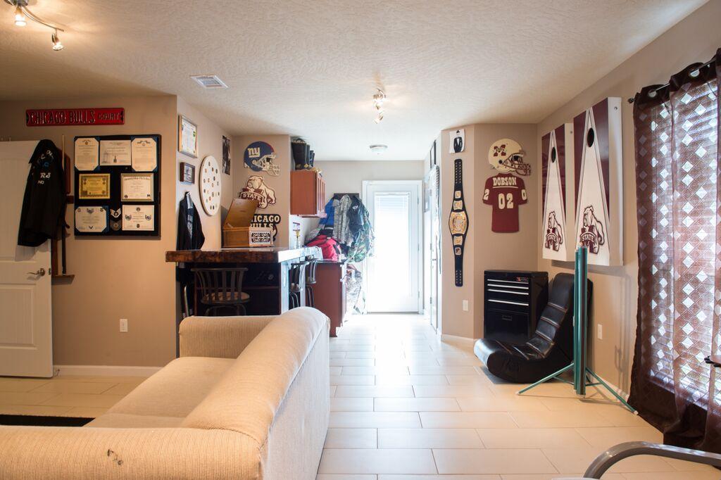 KAITLYNS PRESERVE - Residential