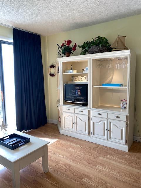 PIRATES BAY PH 1 - Residential