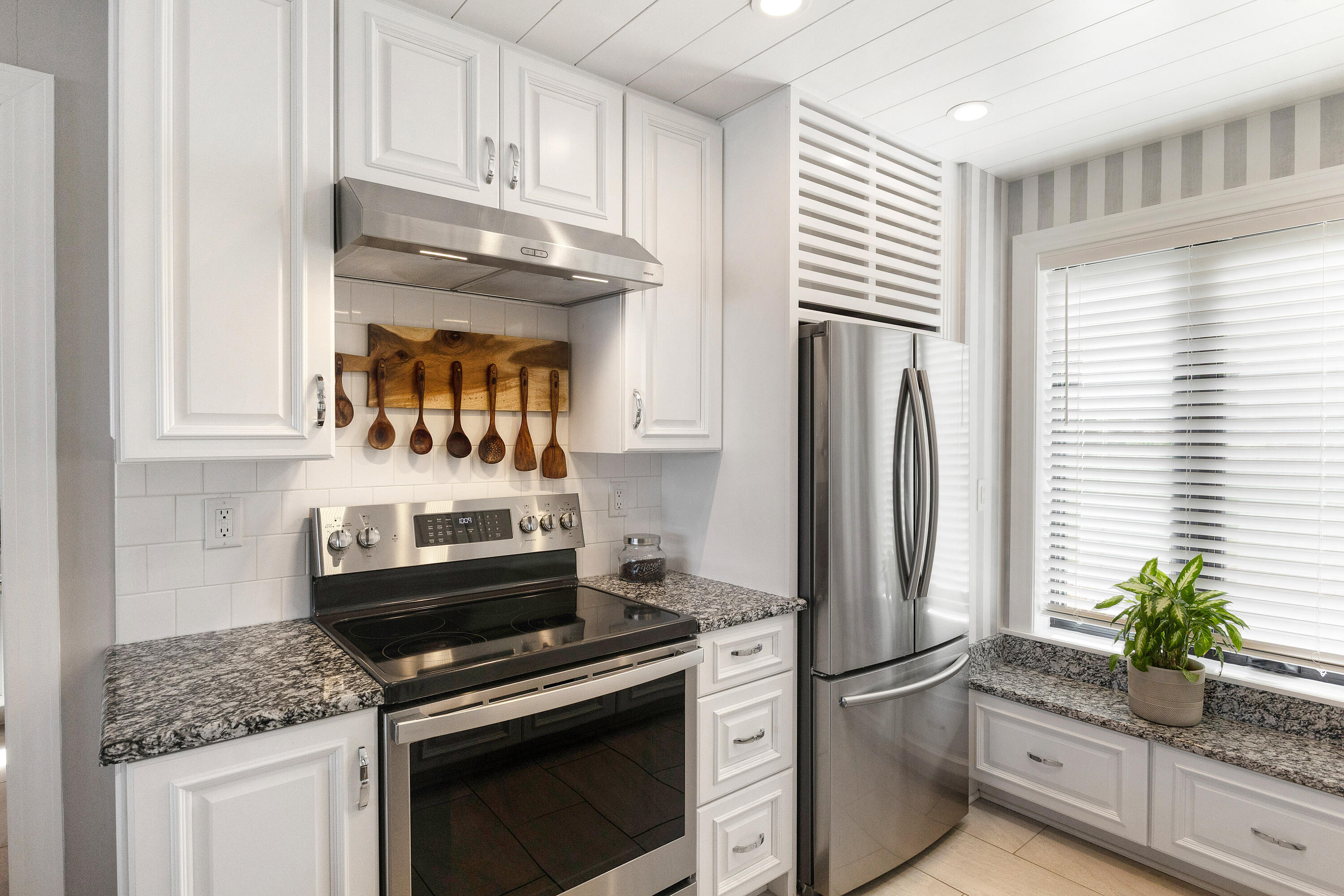 SPRING LAKE ESTATES - Residential