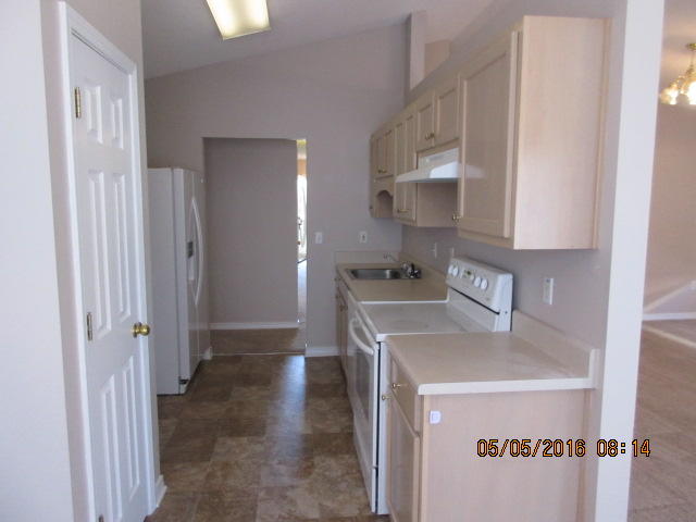 EMERALD VILLAGE S/D - Residential Lease