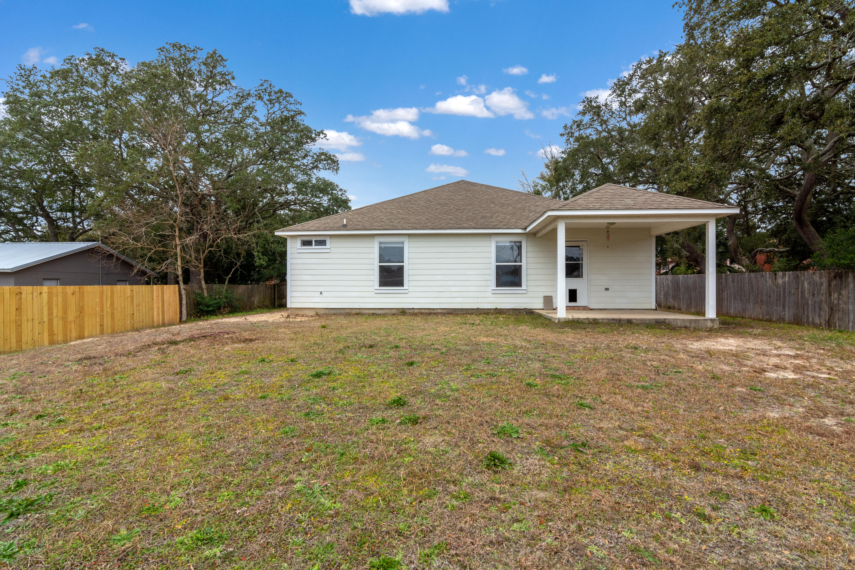 RACETRACK ROAD 1ST - Residential