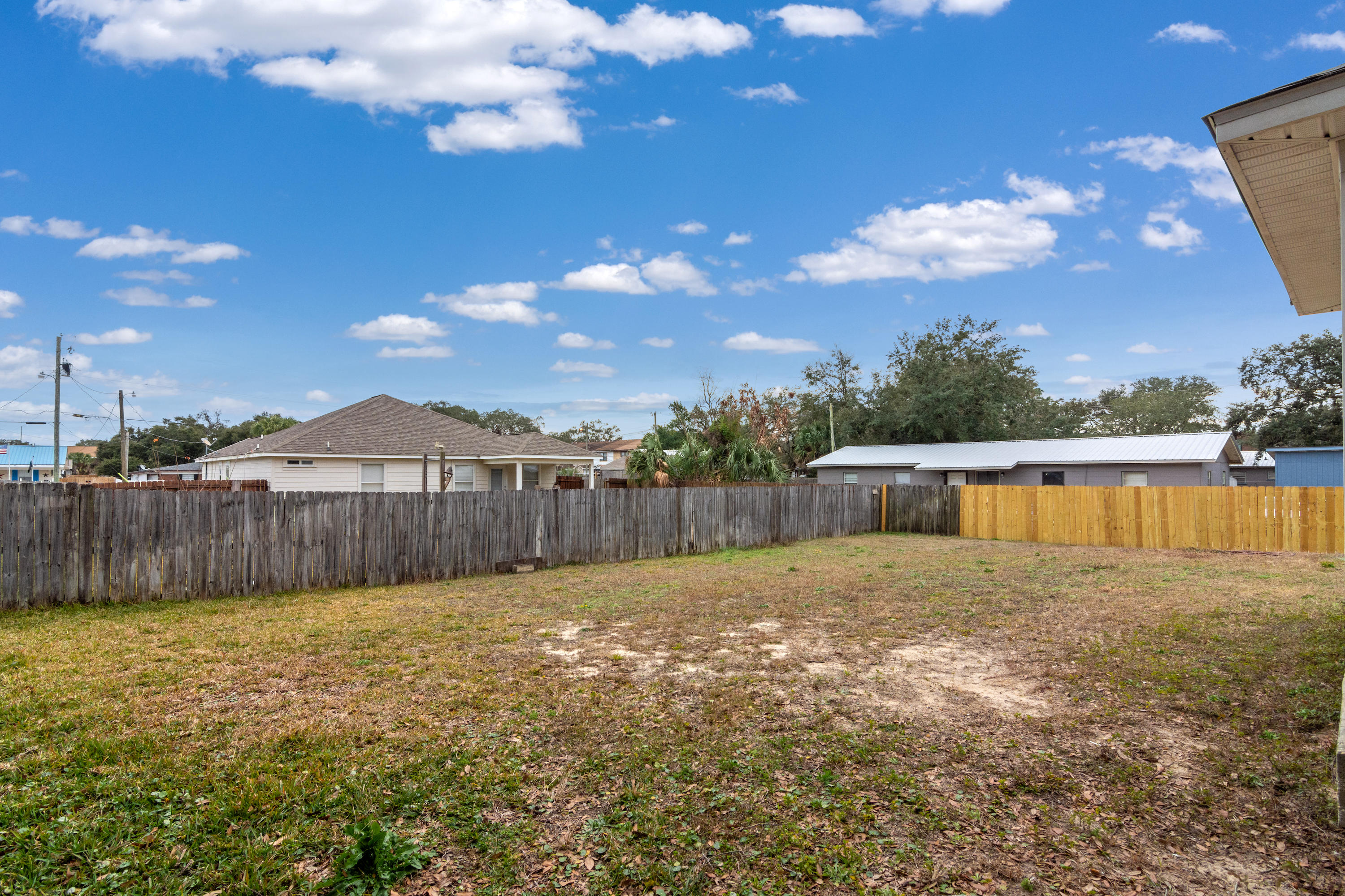 RACETRACK ROAD 1ST - Residential