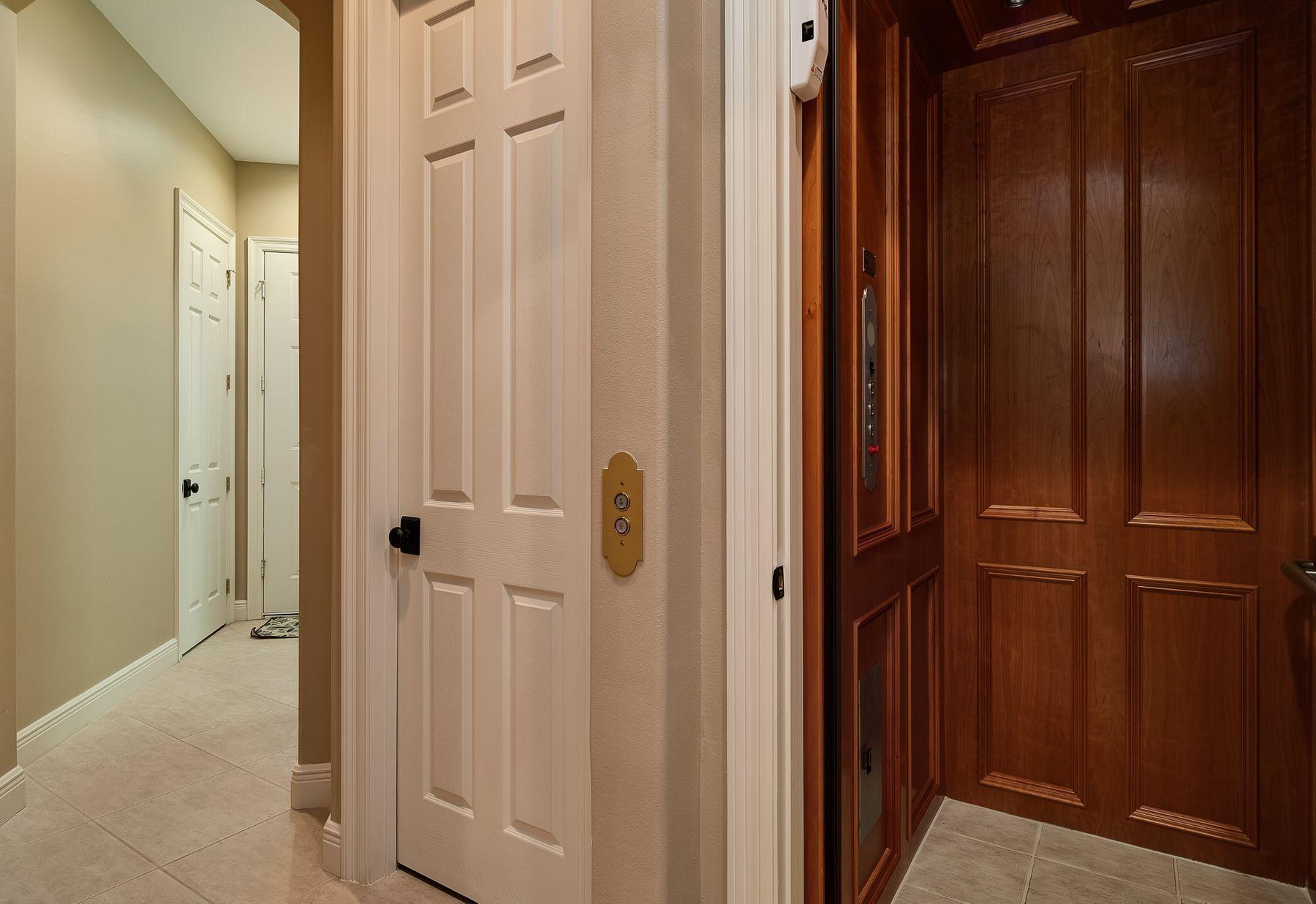 BURNT PINE - Residential