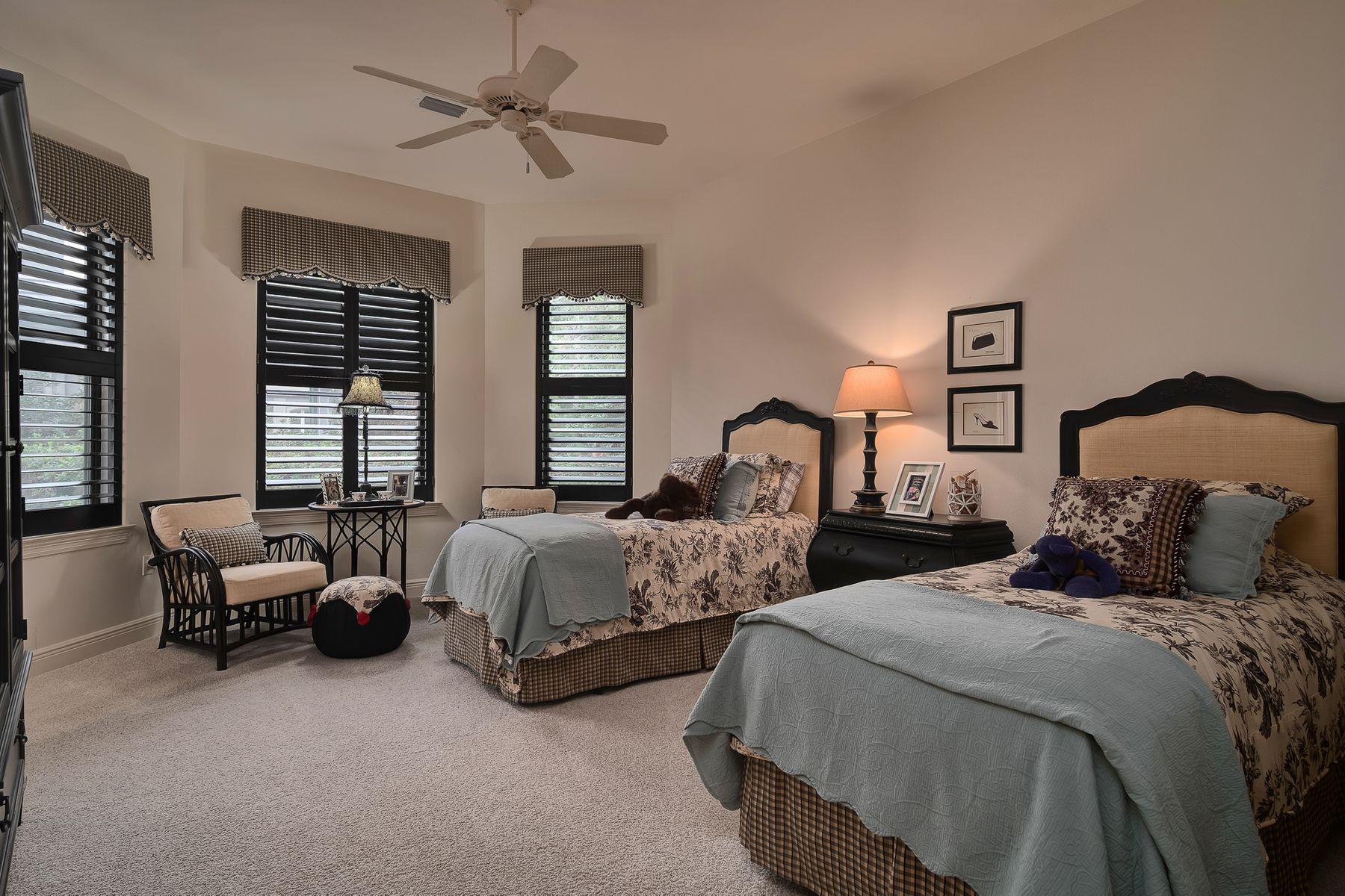 BURNT PINE - Residential