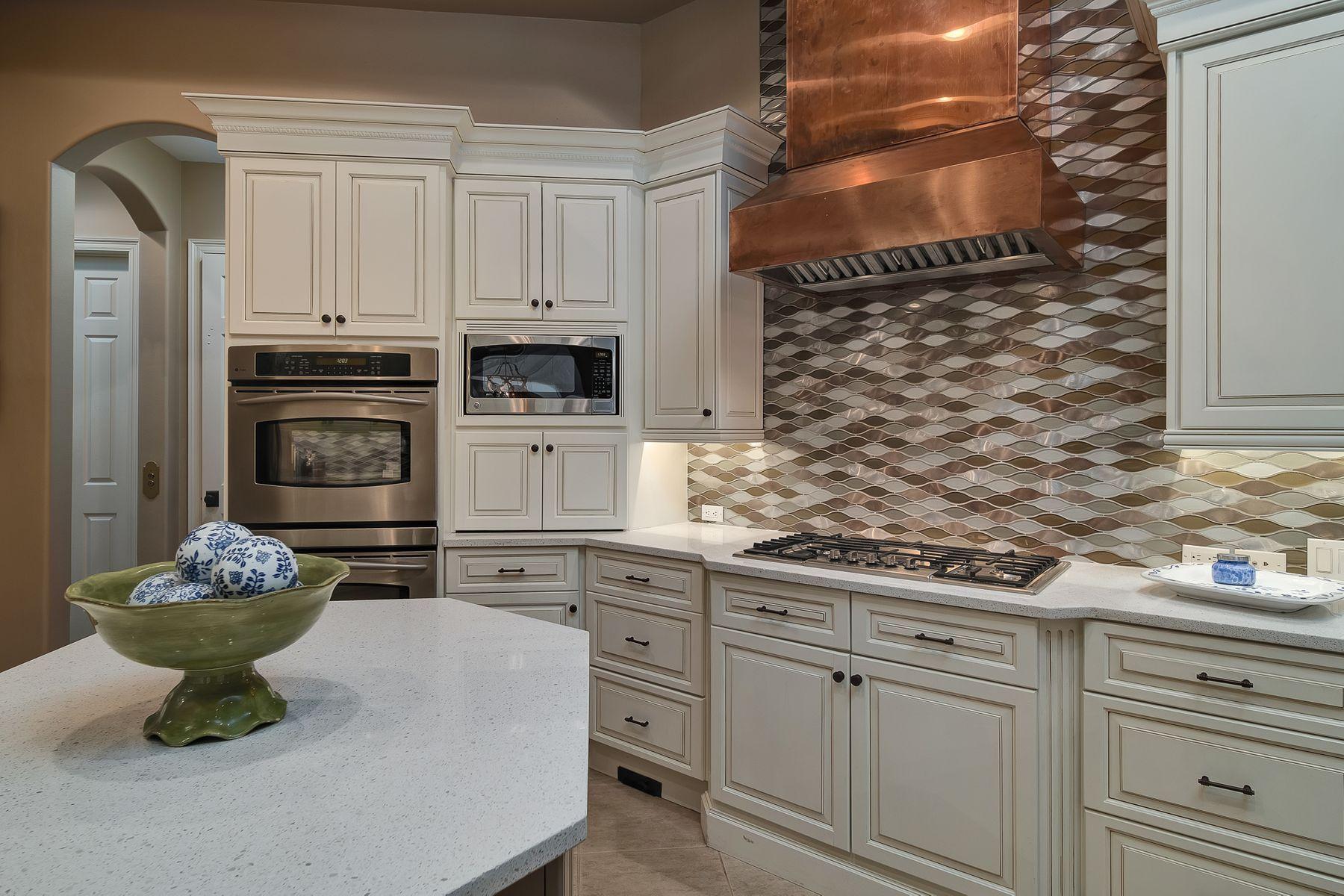 BURNT PINE - Residential