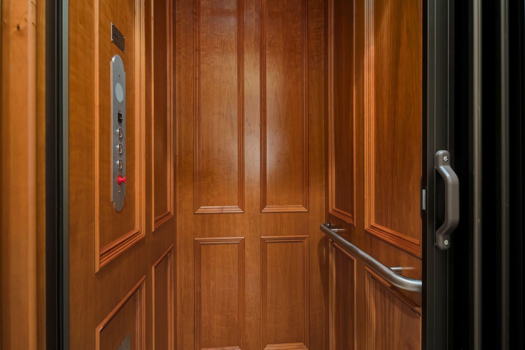 BURNT PINE - Residential