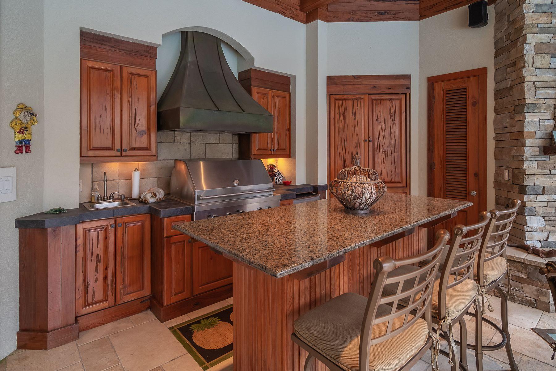 BURNT PINE - Residential