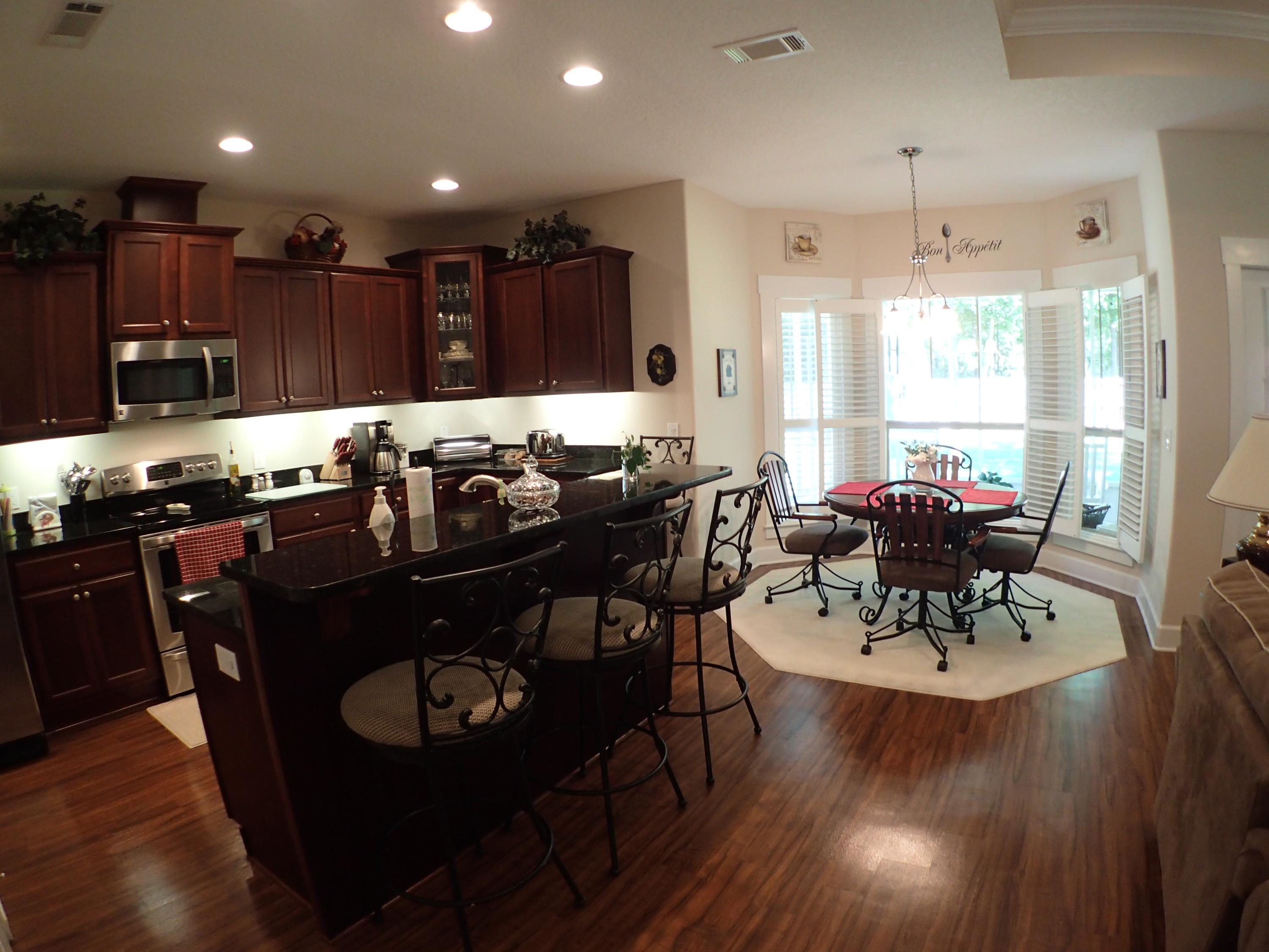 ZACHARY ESTATES - Residential