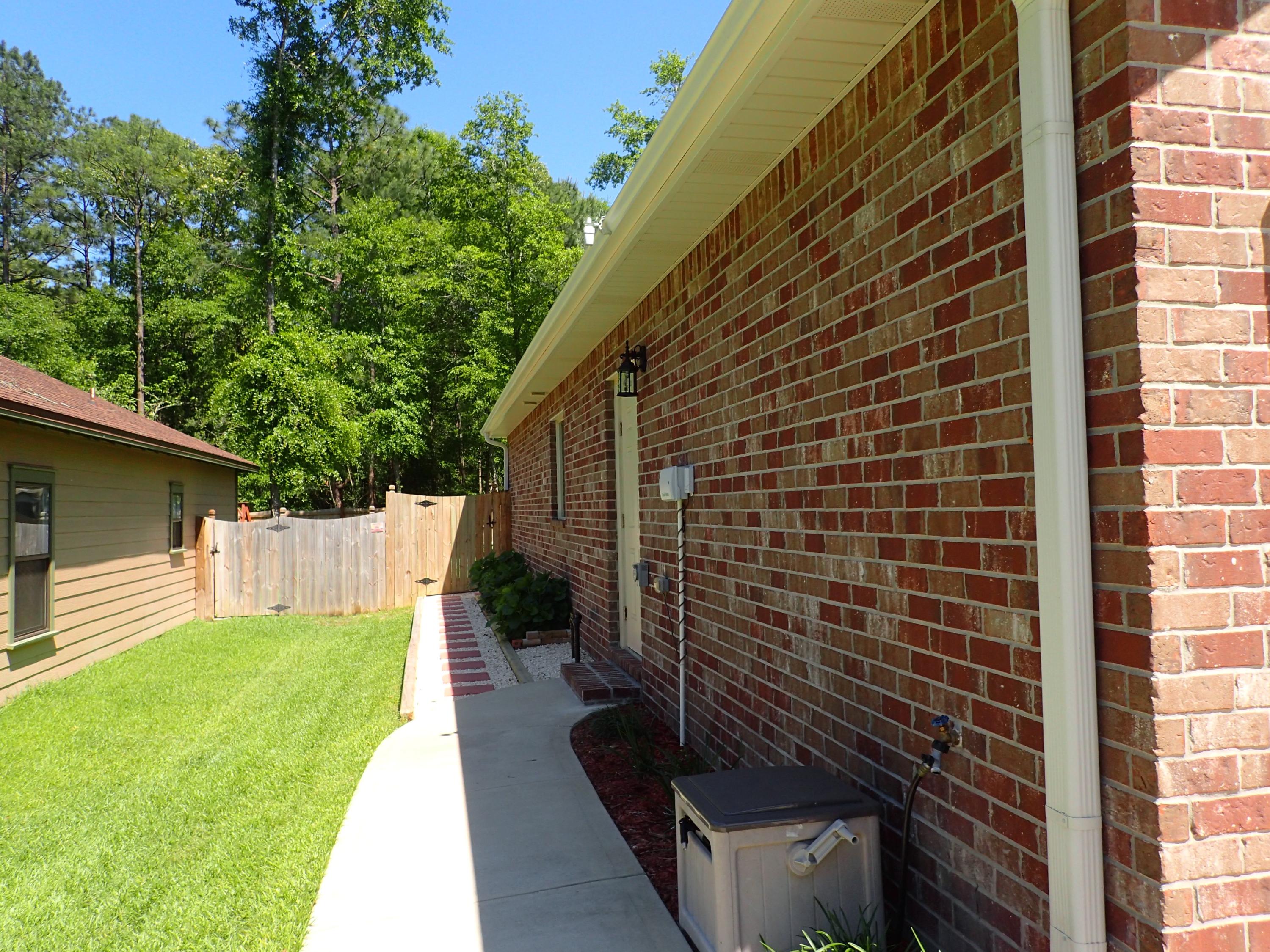 ZACHARY ESTATES - Residential