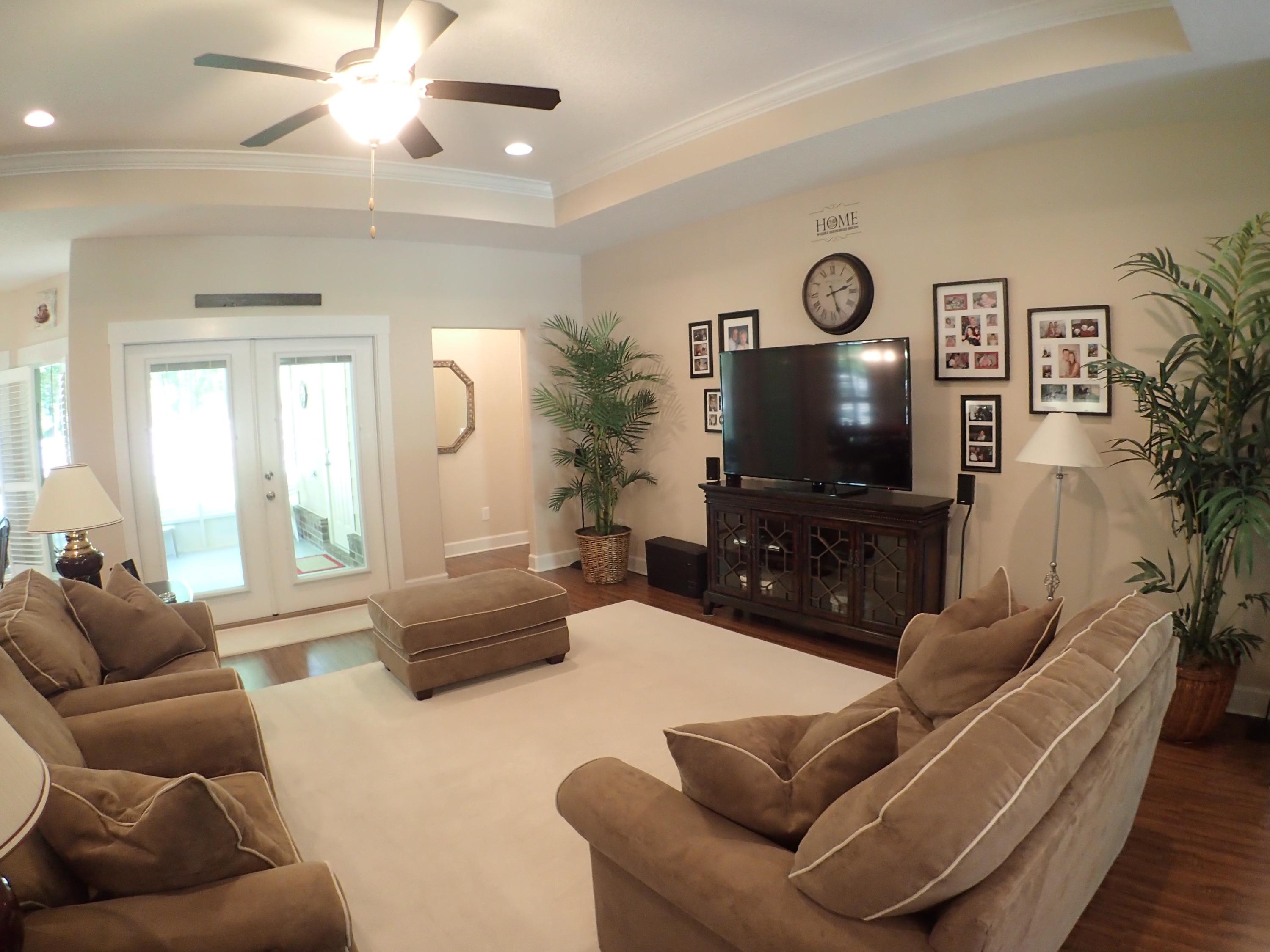 ZACHARY ESTATES - Residential