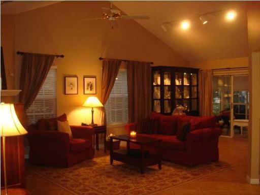 FAIRWAY LAKES PH 1 - Residential Lease