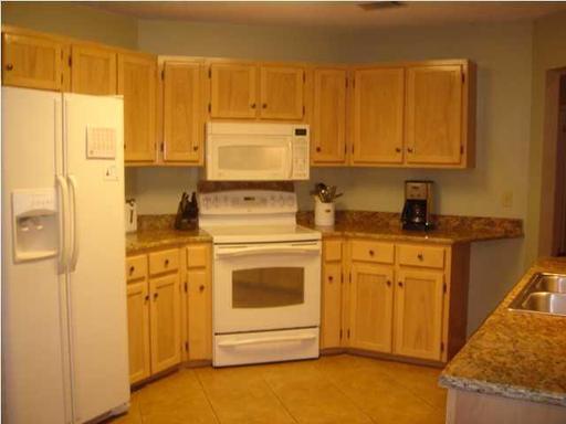 FAIRWAY LAKES PH 1 - Residential Lease