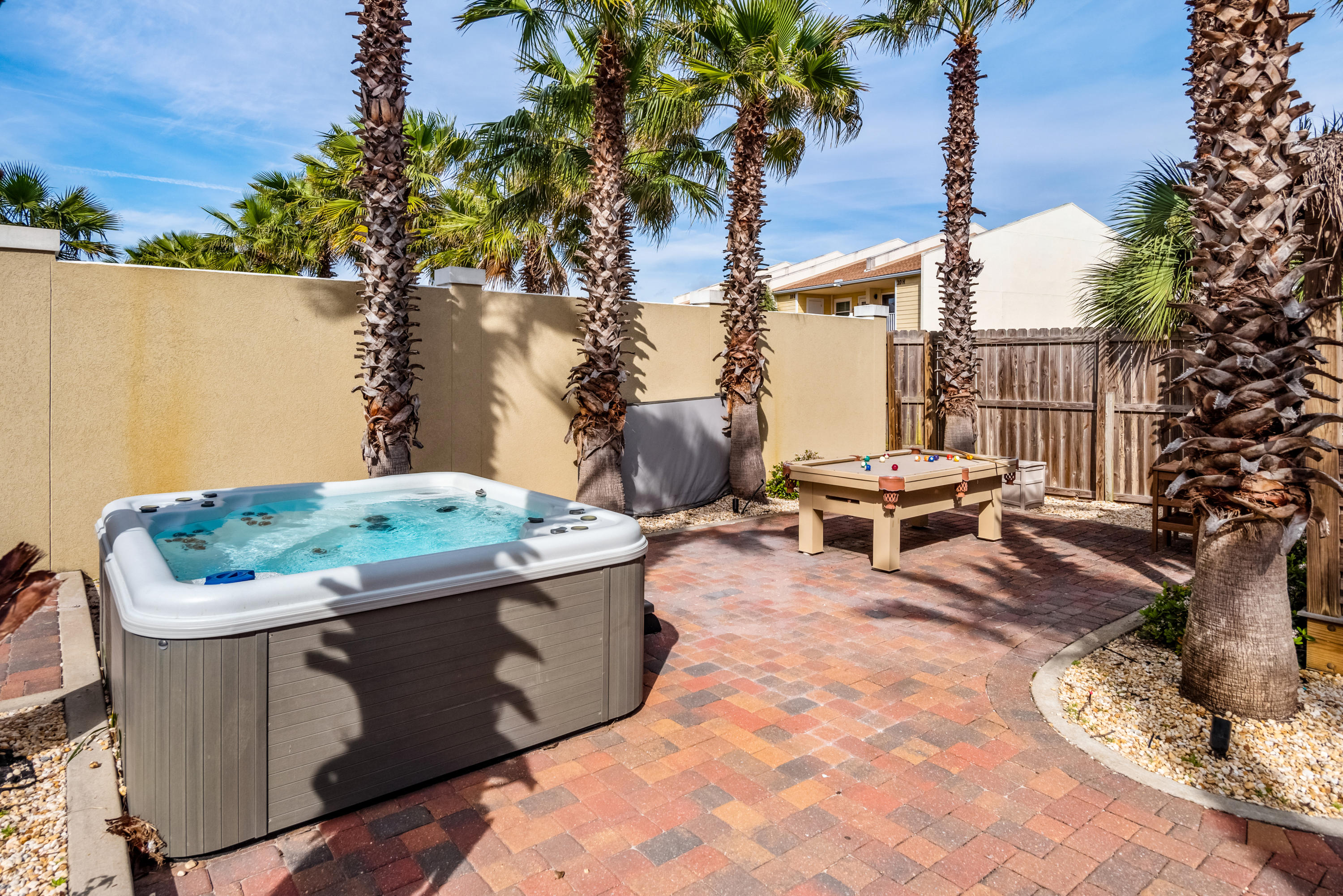 FRANGISTA BEACH - Residential