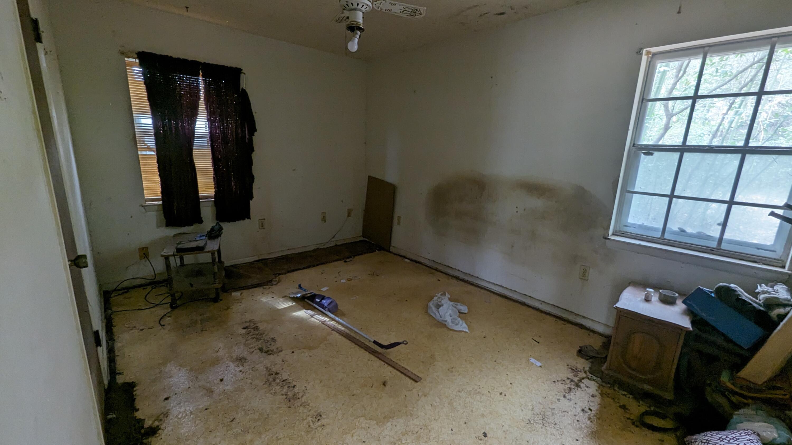 NO RECORDED SUBDIVISION - Residential