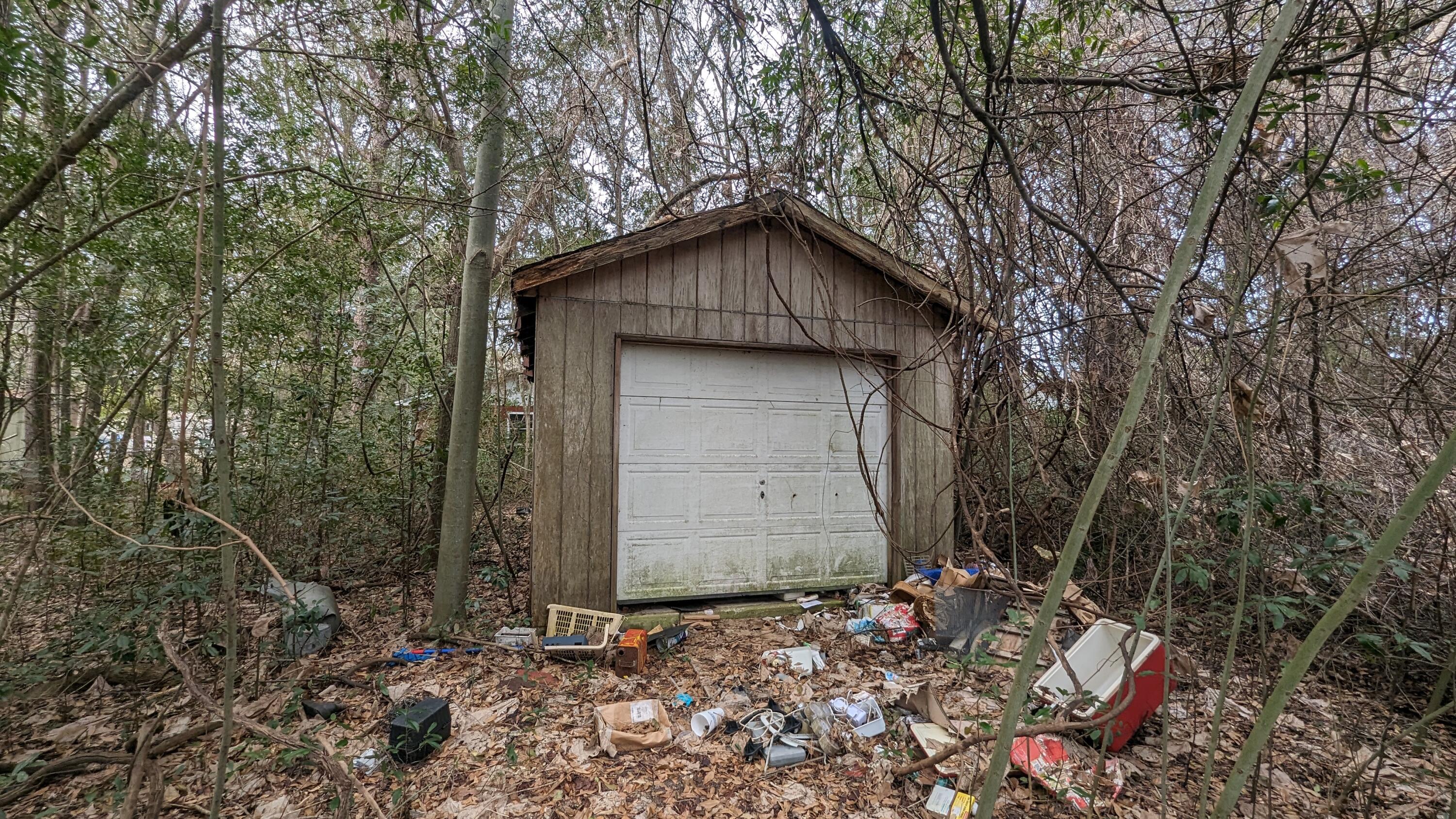 NO RECORDED SUBDIVISION - Residential