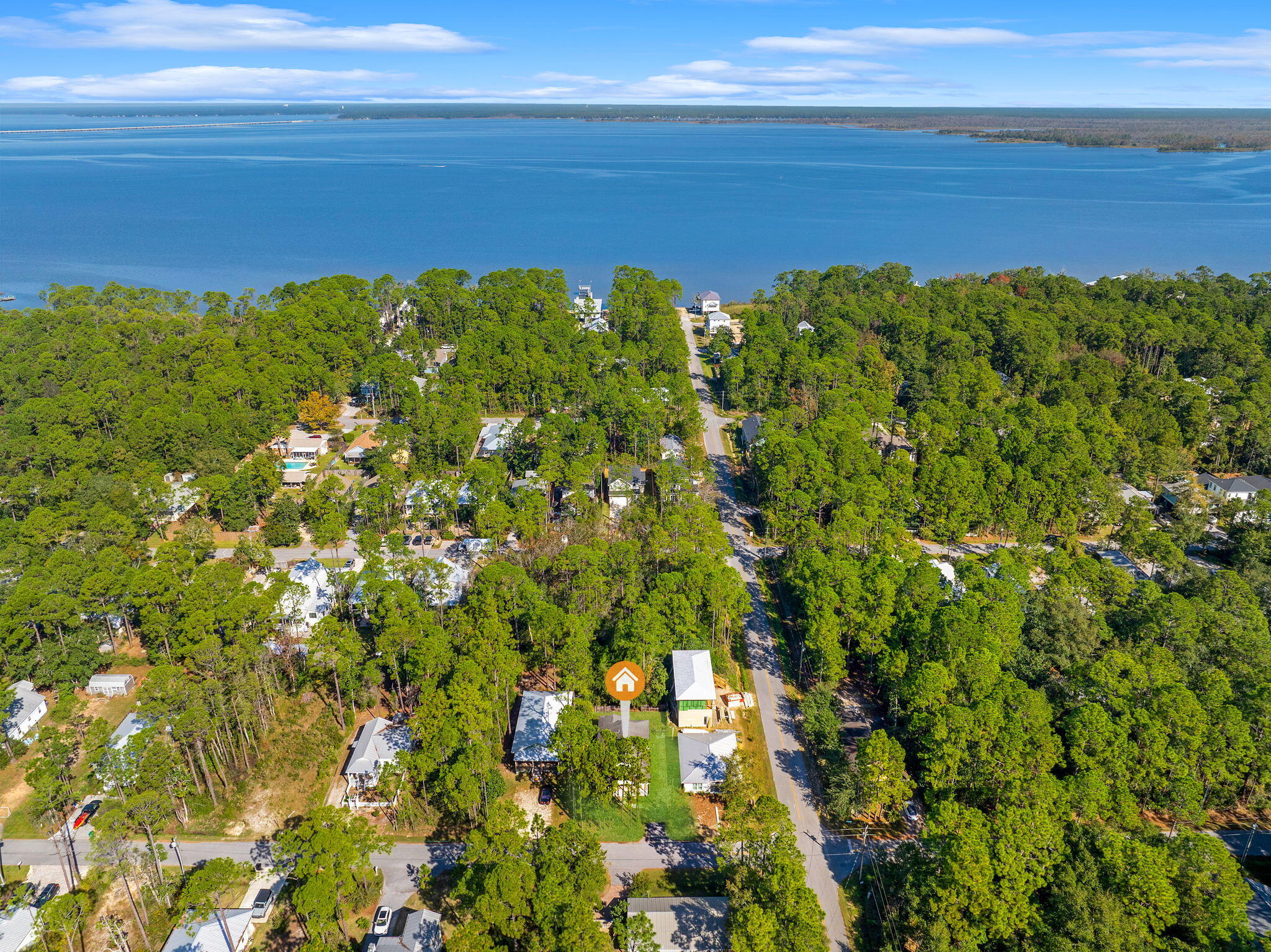 MAGNOLIA BEACH - Residential