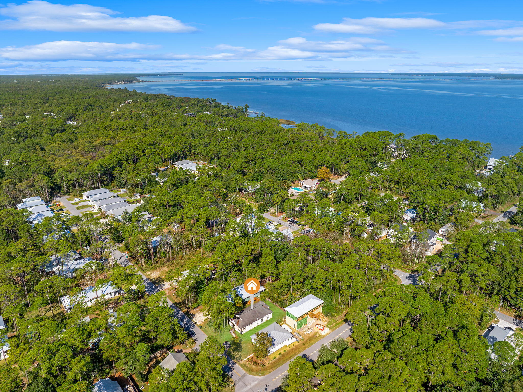 MAGNOLIA BEACH - Residential