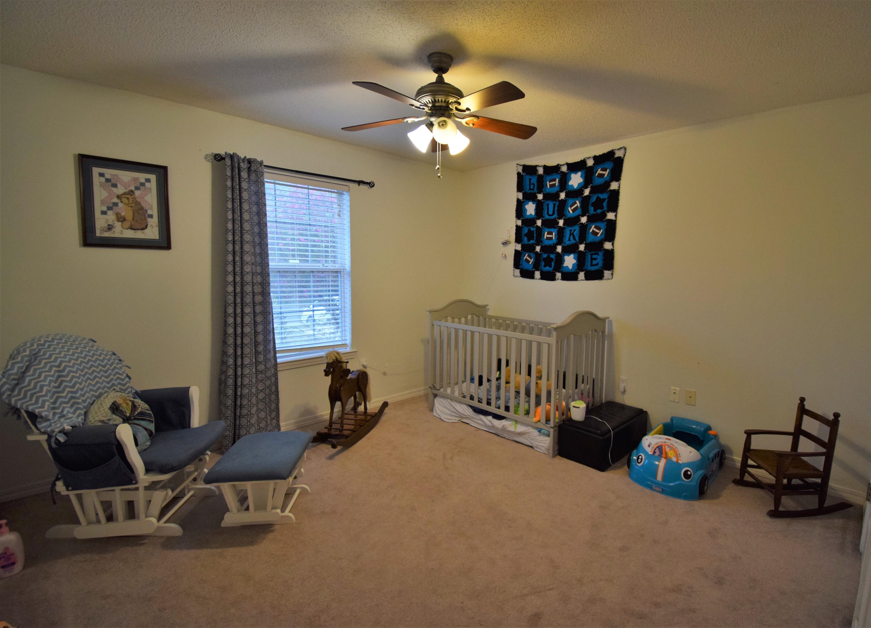 NORTHVIEW ESTATES 7TH ADDN - Residential