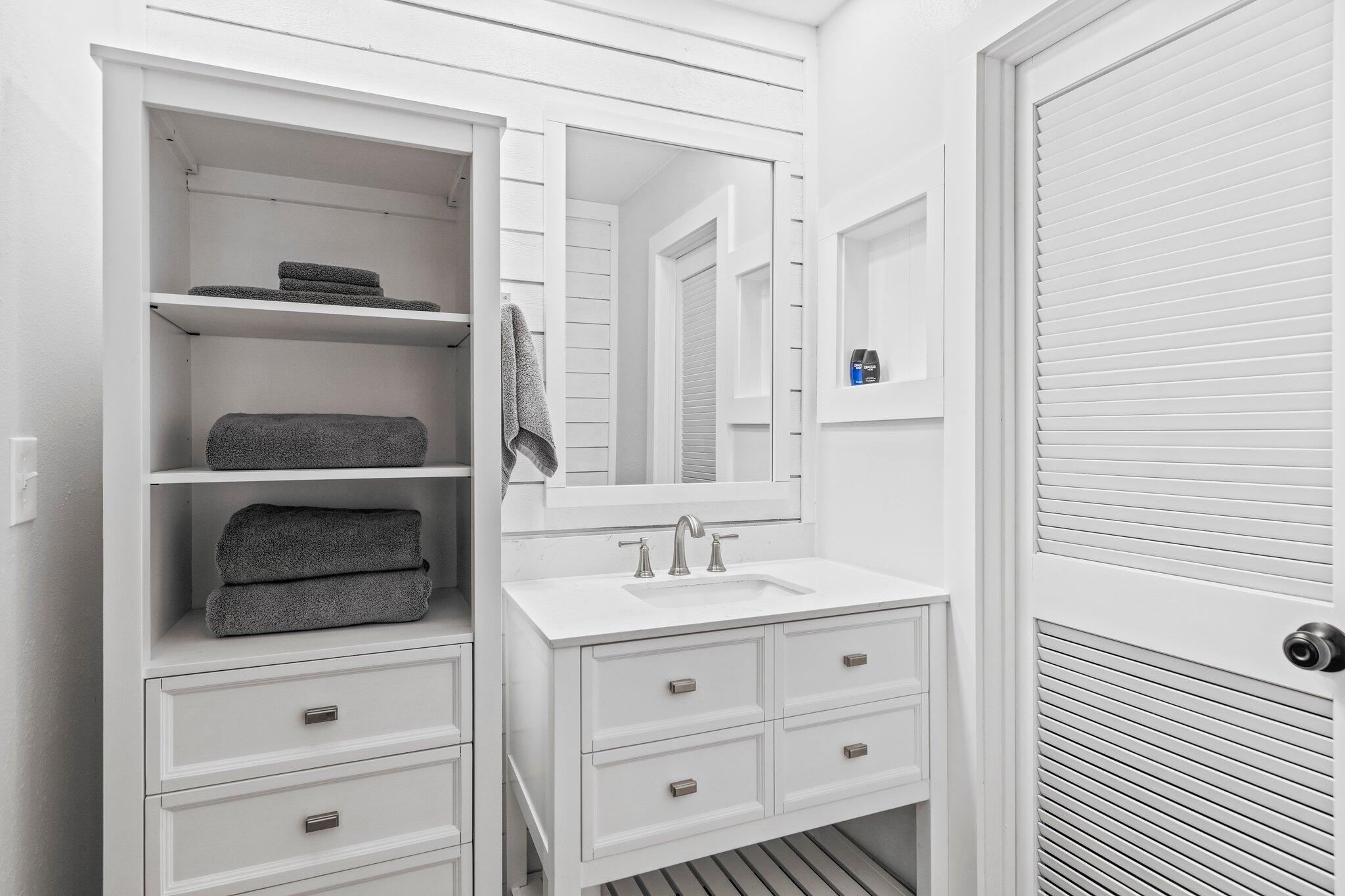 ROYAL OAK VILLAGE - Residential