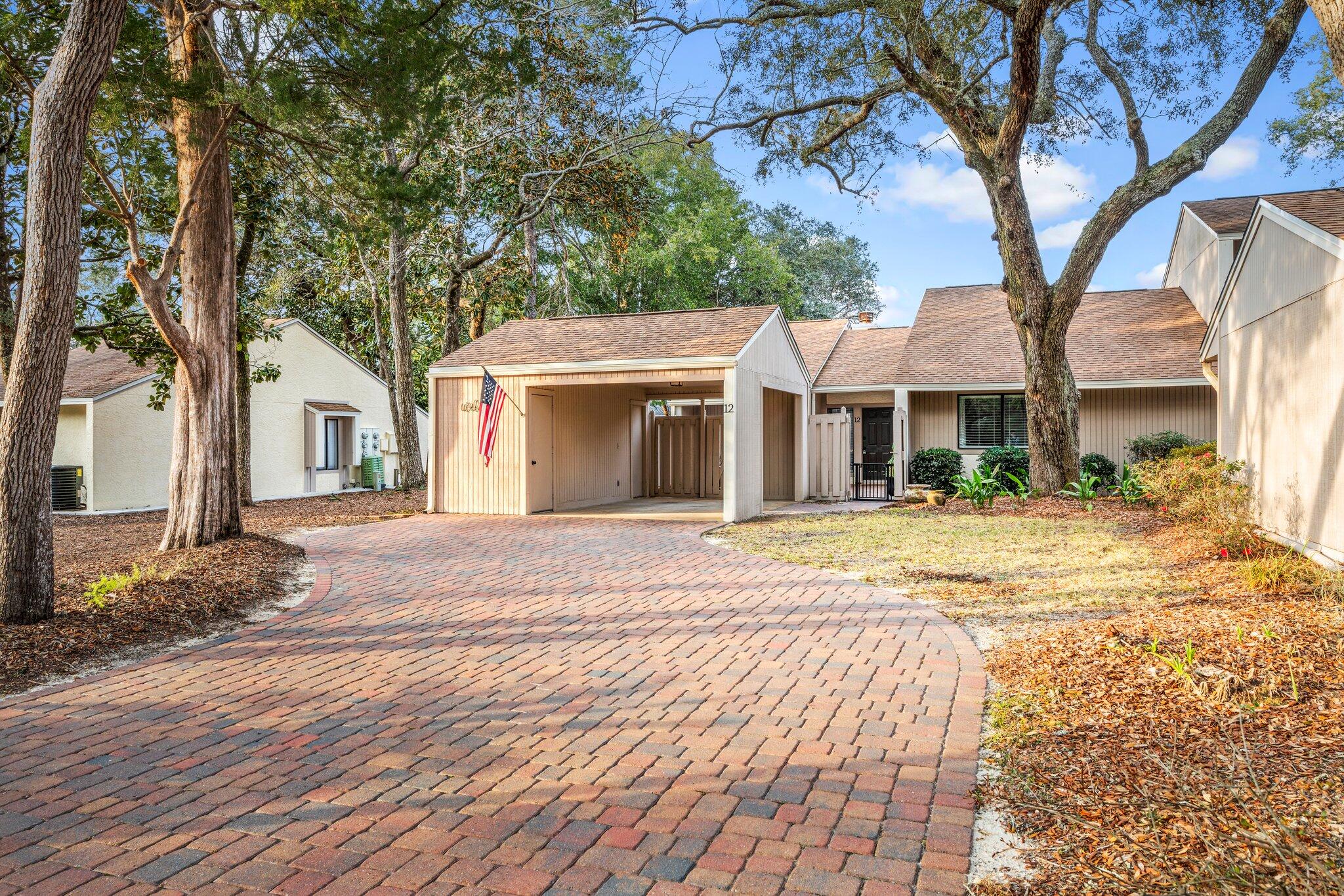 ROYAL OAK VILLAGE - Residential