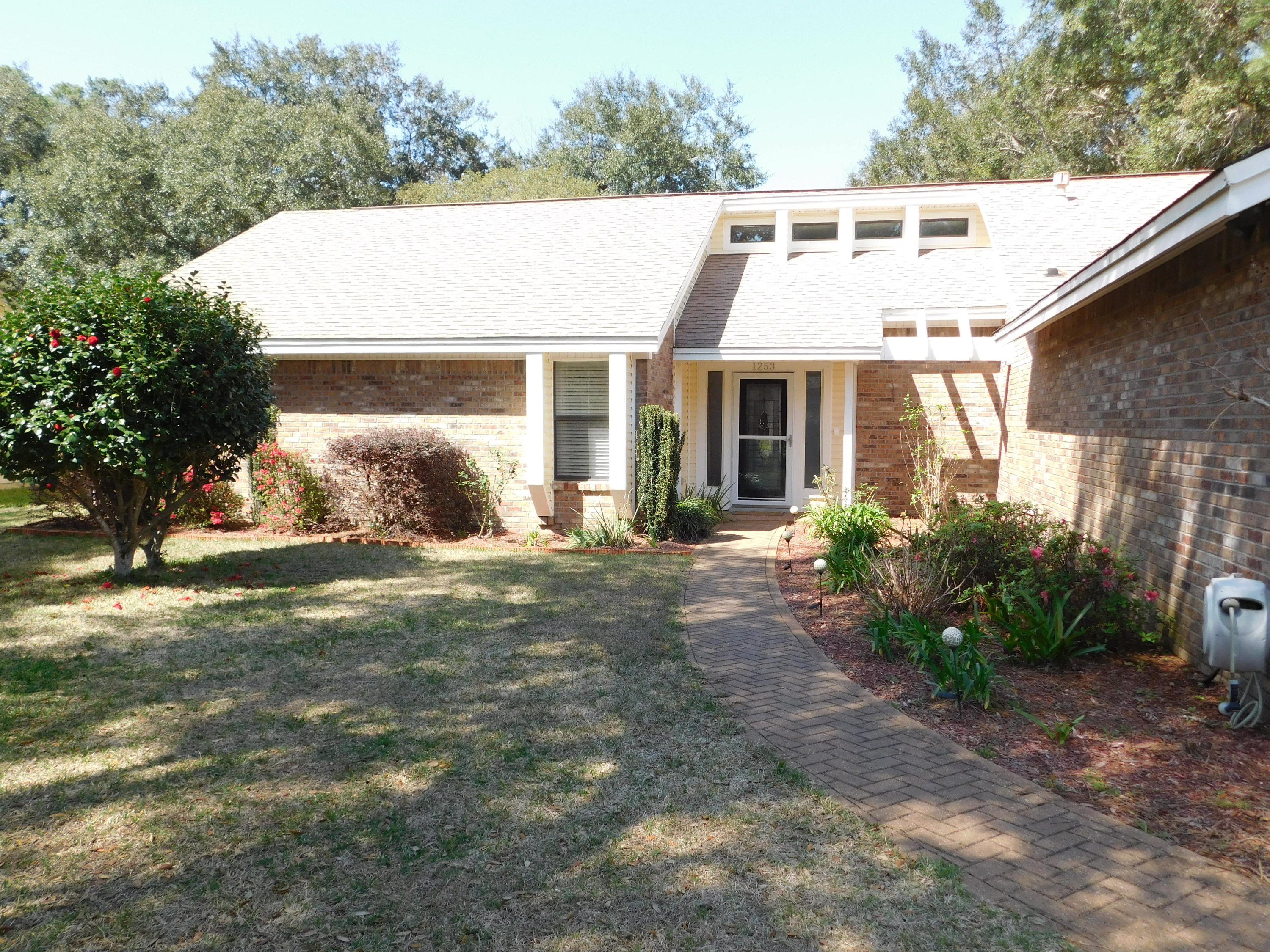 WOODLANDS - Residential