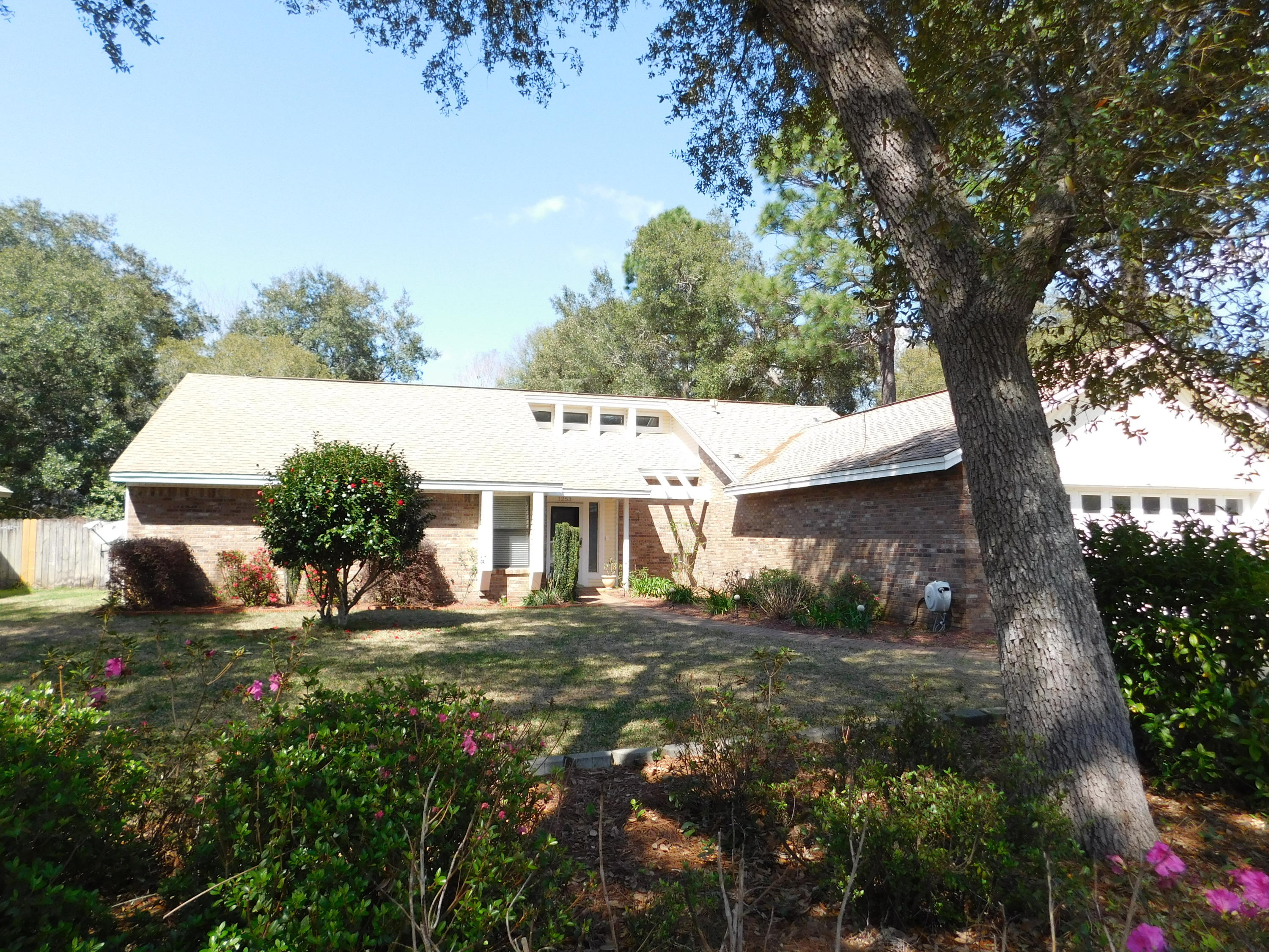 WOODLANDS - Residential