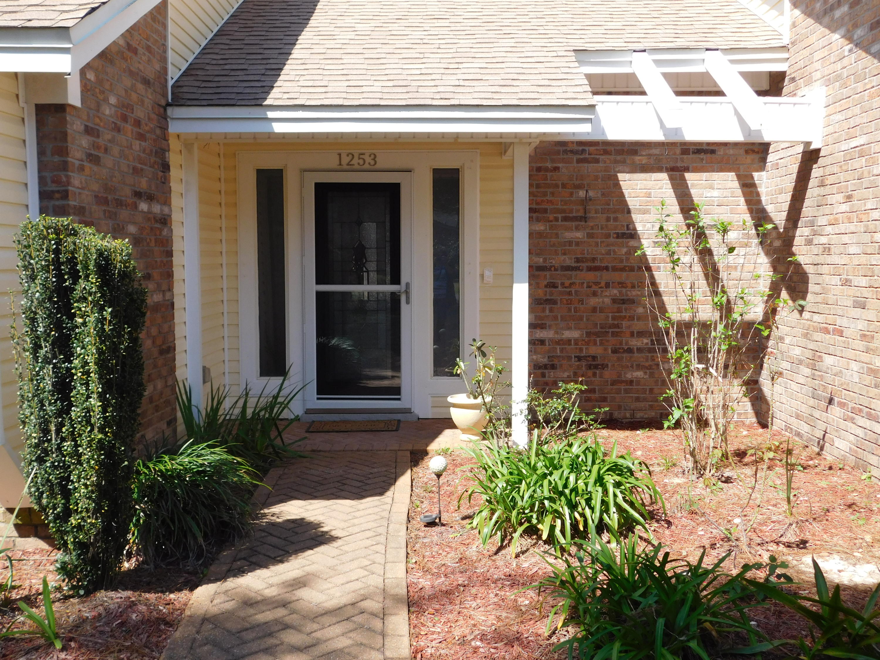 WOODLANDS - Residential