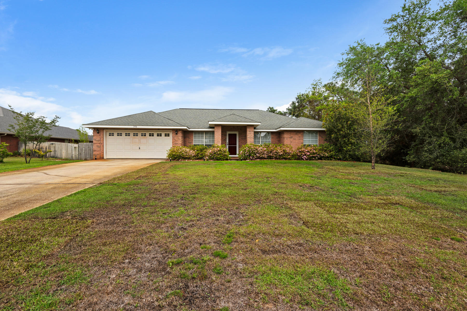 HOLLEY BY THE SEA - Residential