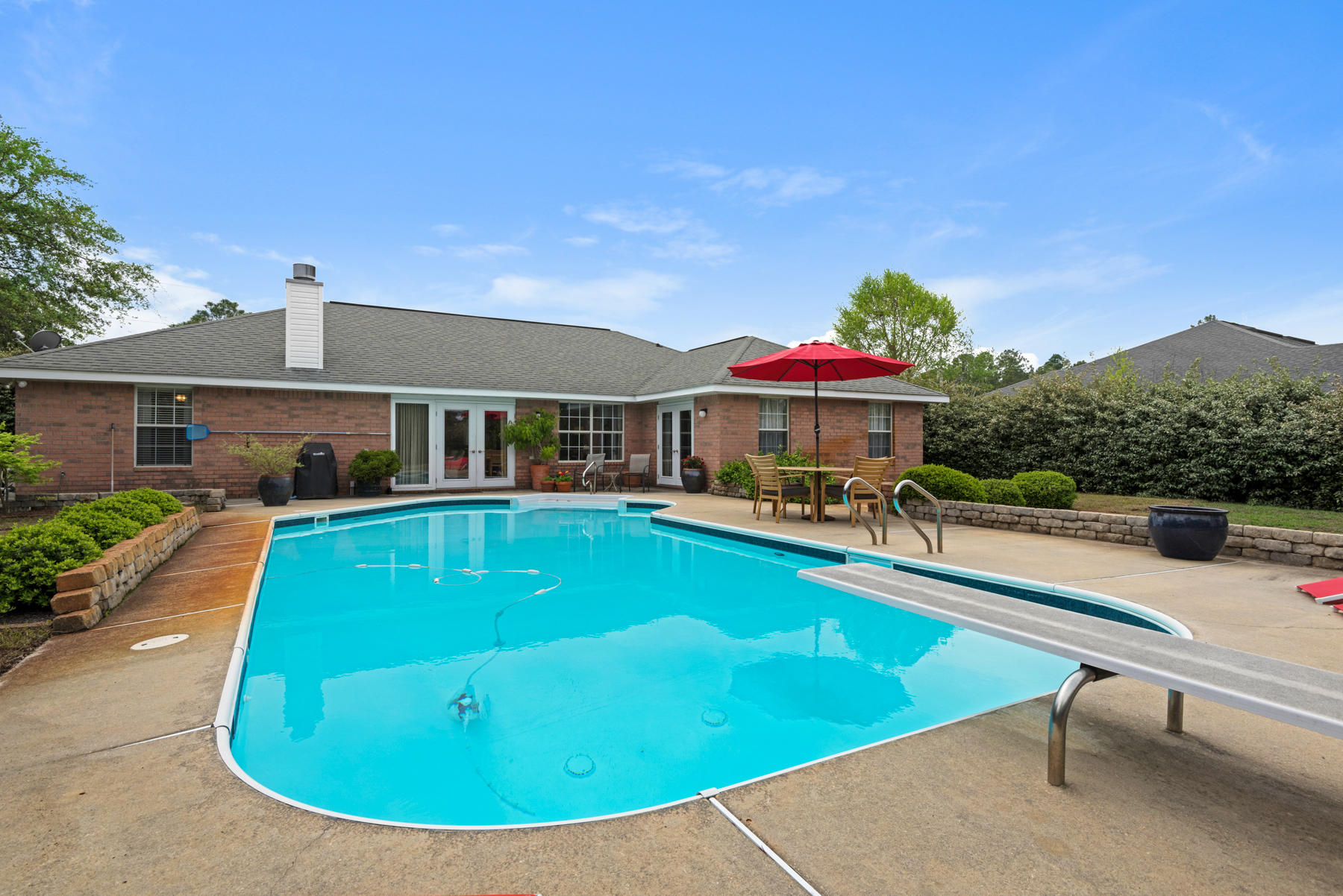 HOLLEY BY THE SEA - Residential