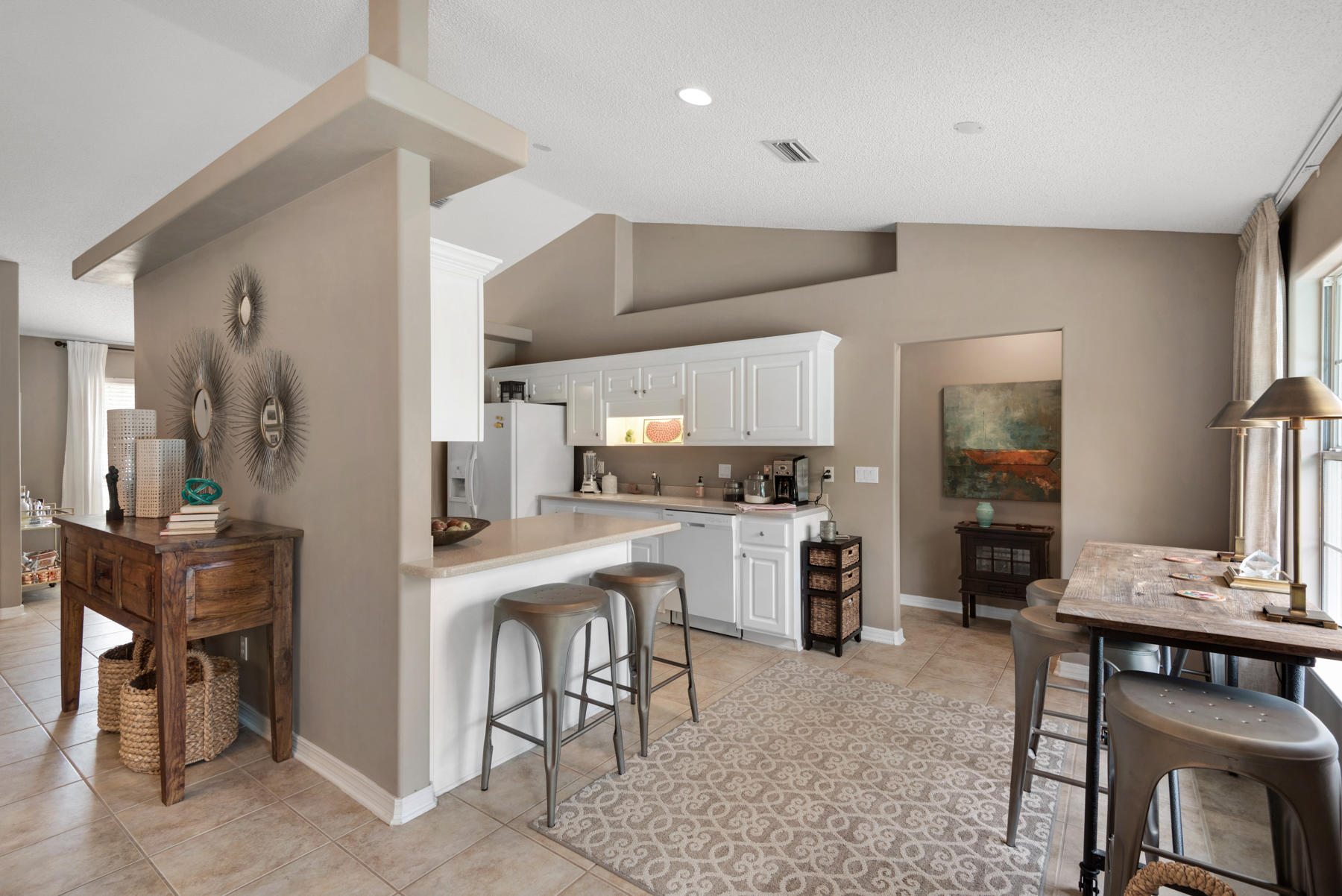 HOLLEY BY THE SEA - Residential