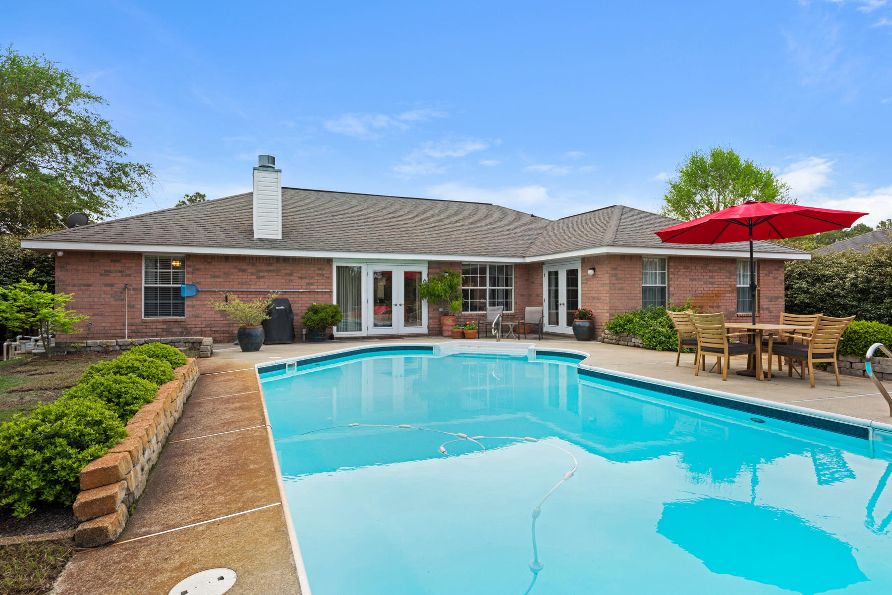 HOLLEY BY THE SEA - Residential