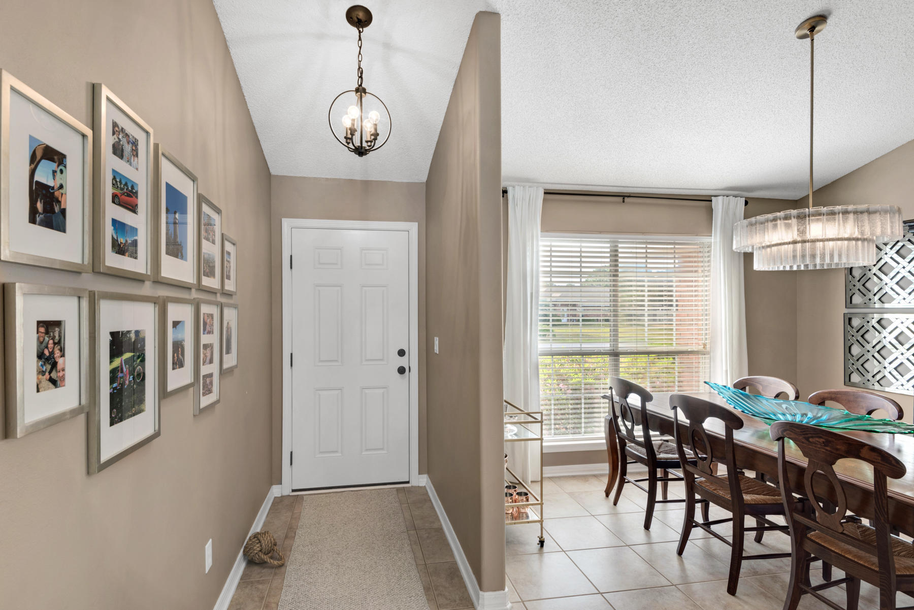 HOLLEY BY THE SEA - Residential