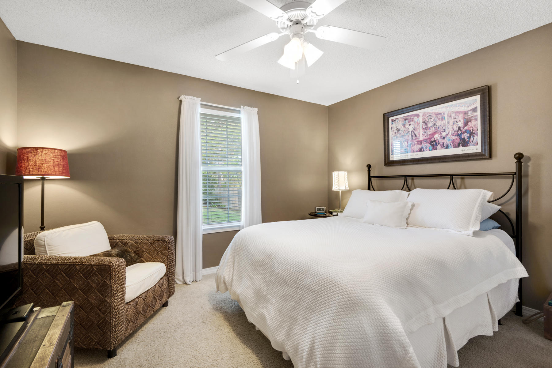 HOLLEY BY THE SEA - Residential