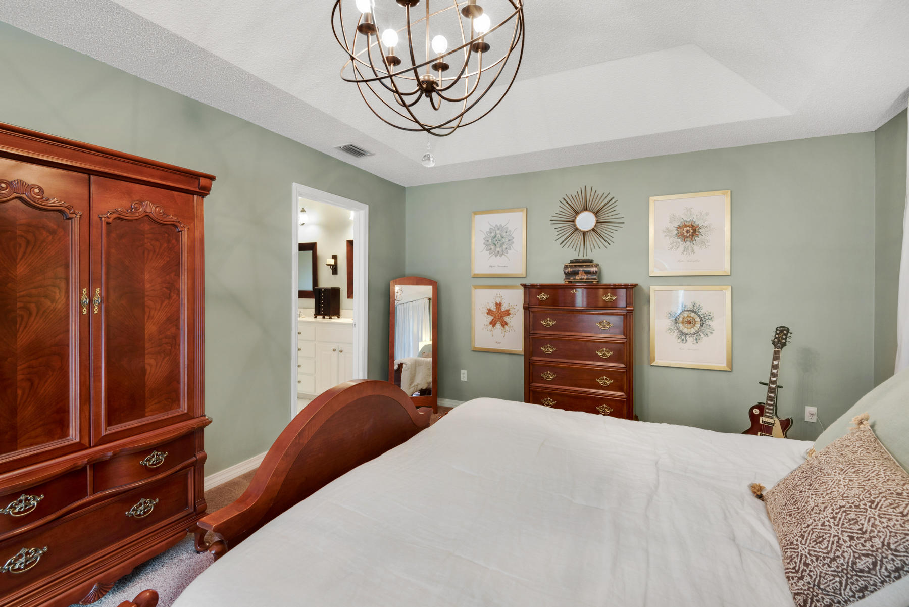 HOLLEY BY THE SEA - Residential