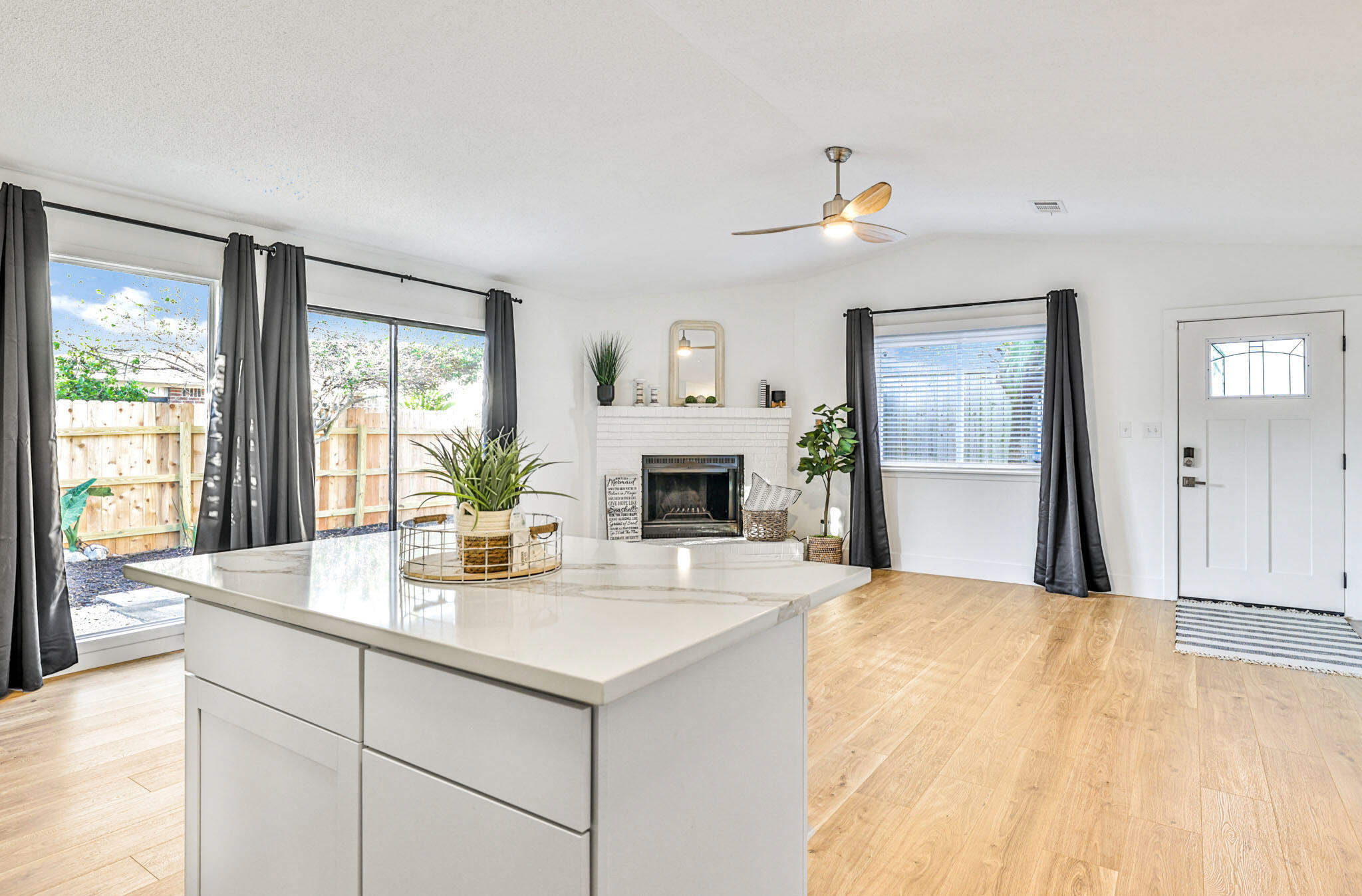 DESTIN INDIAN OAK - Residential