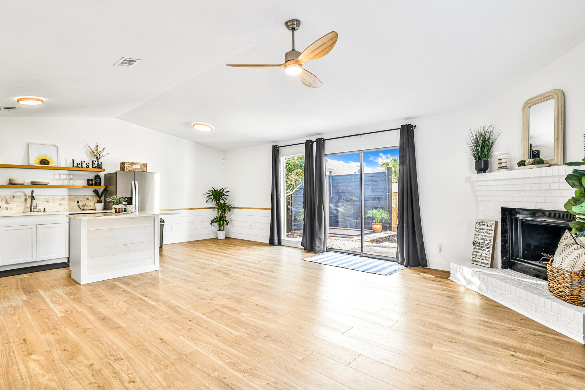 DESTIN INDIAN OAK - Residential