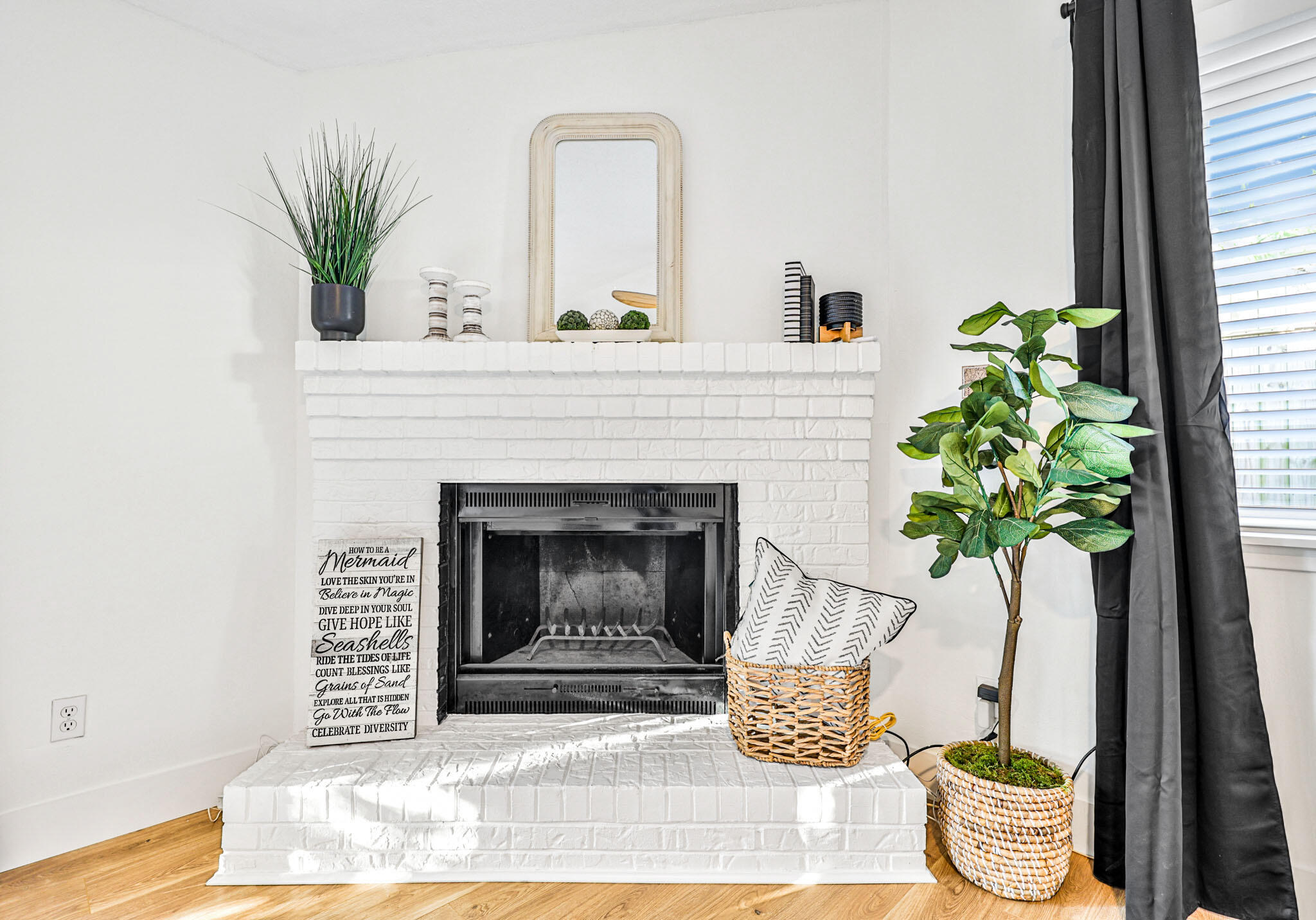 DESTIN INDIAN OAK - Residential