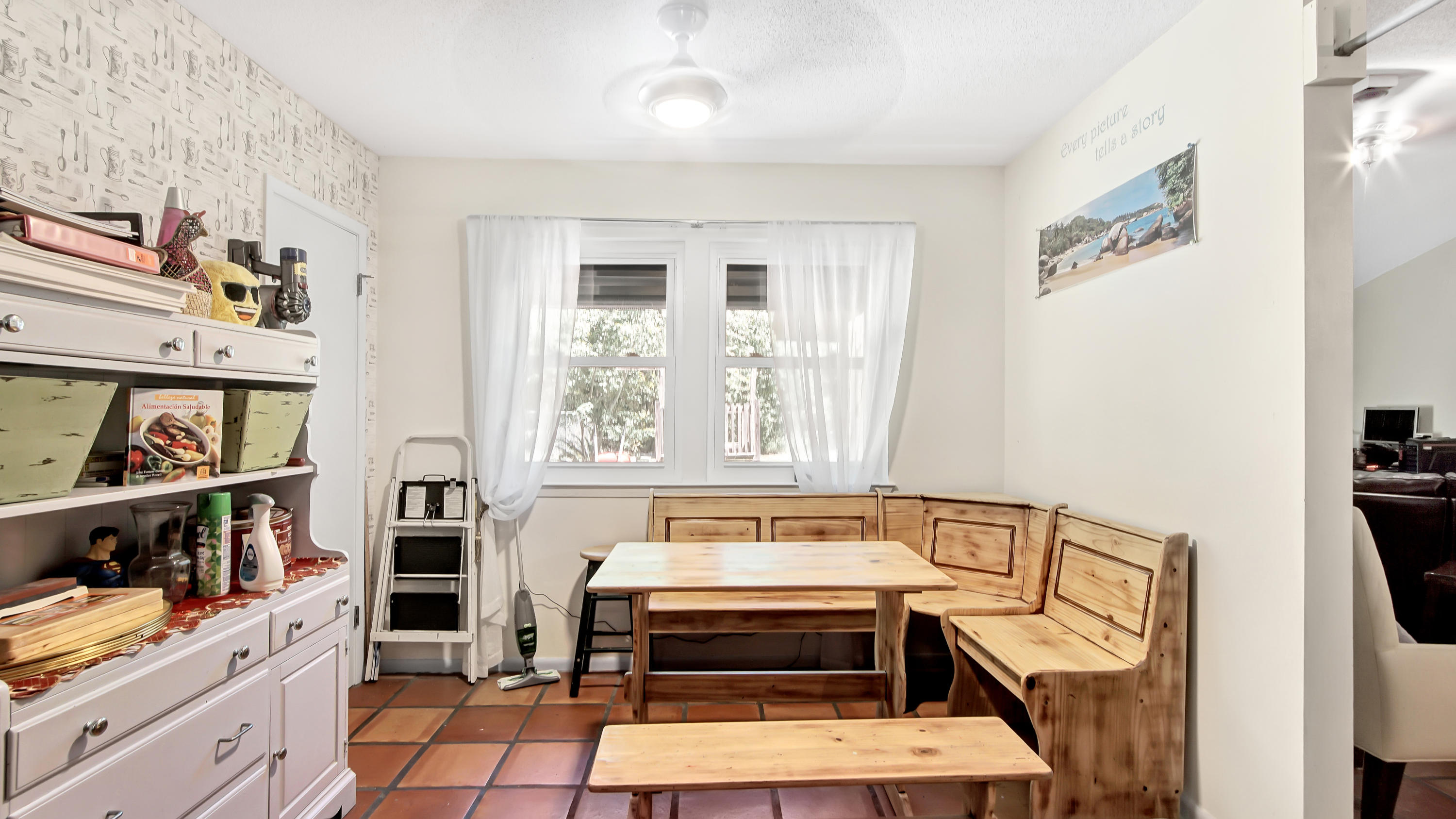 EMERALD SHORES - Residential