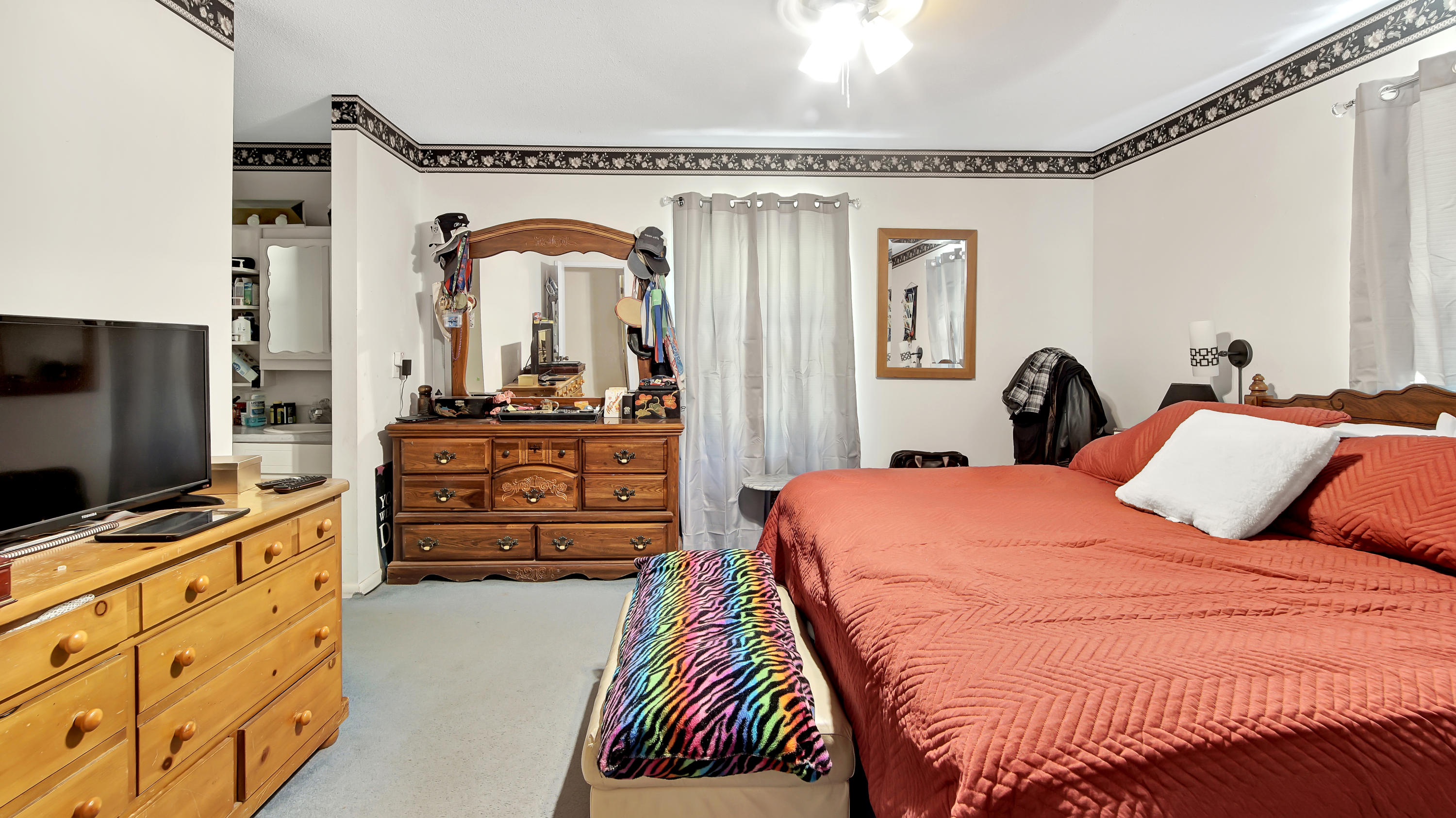 EMERALD SHORES - Residential