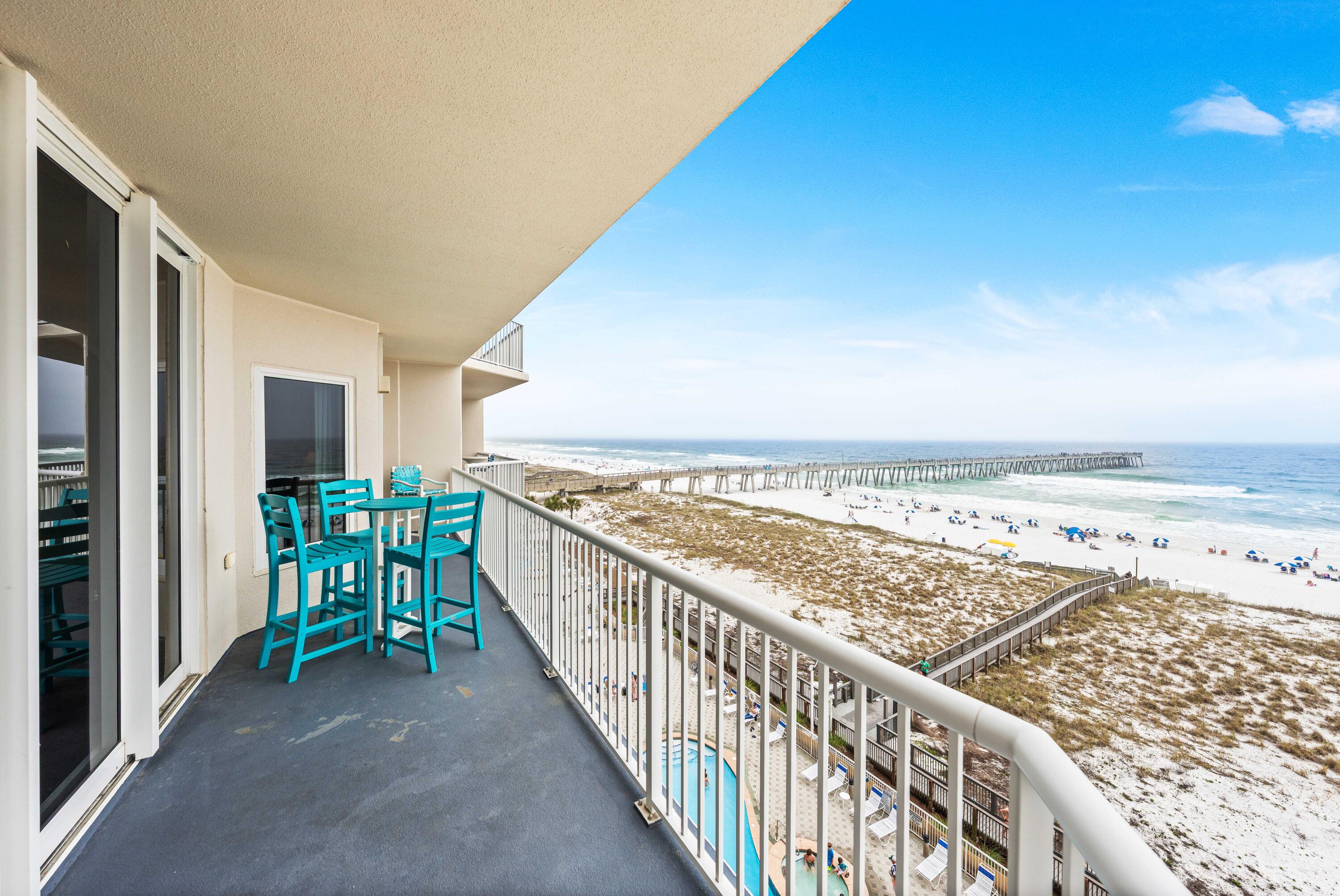 SUMMERWIND CONDOS - Residential