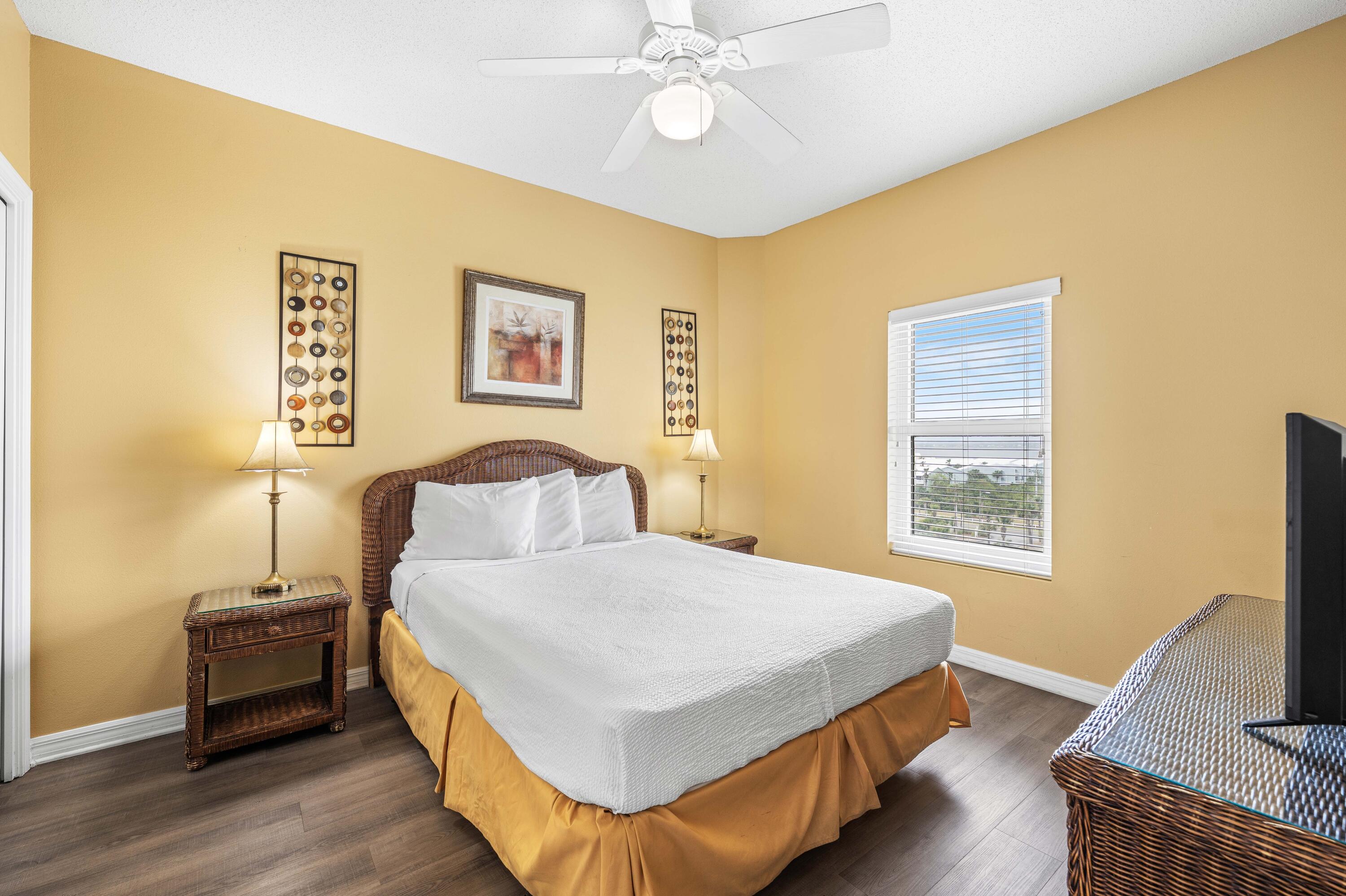 SUMMERWIND CONDOS - Residential